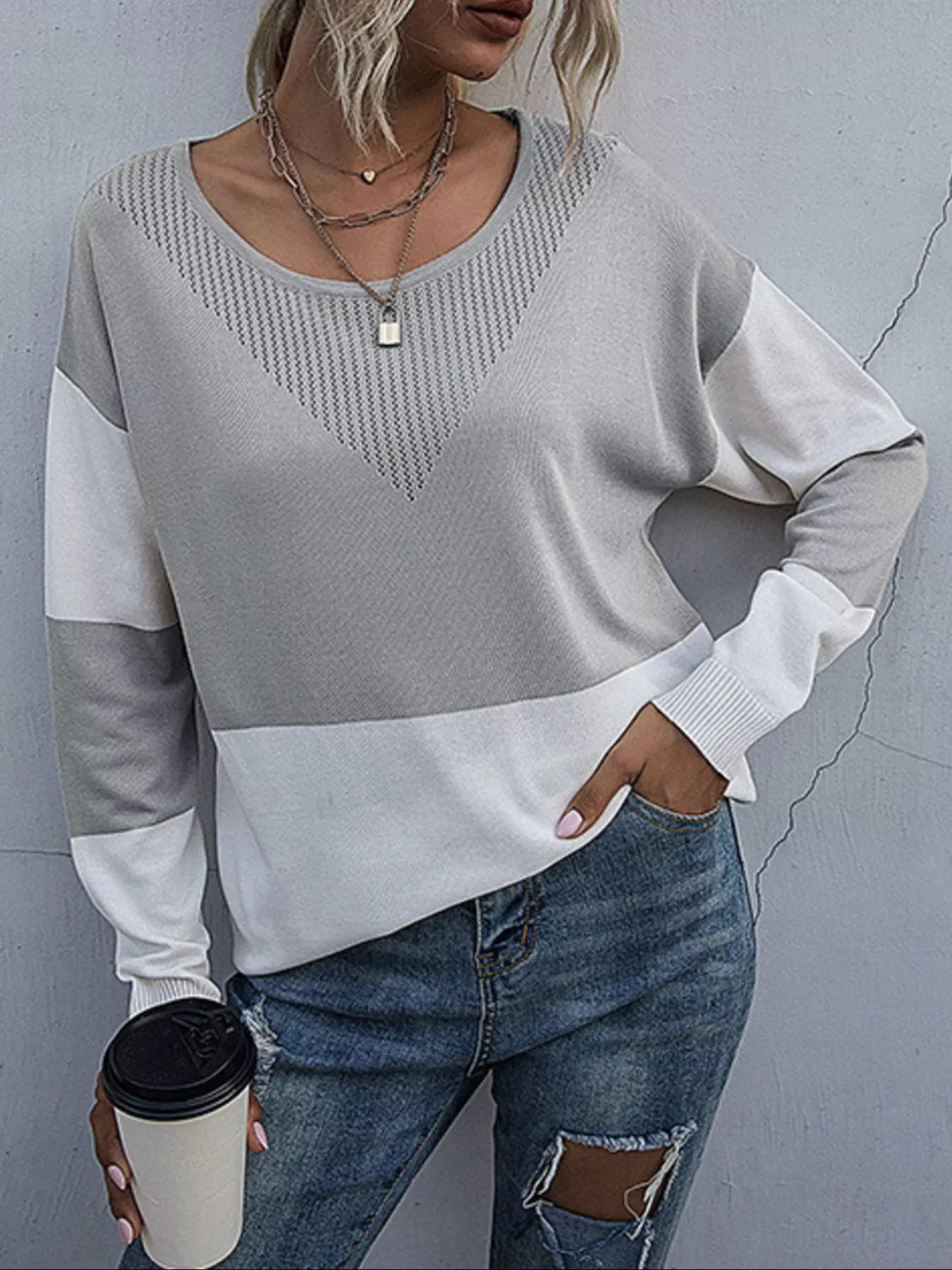 Color Block Round Neck Sweater 