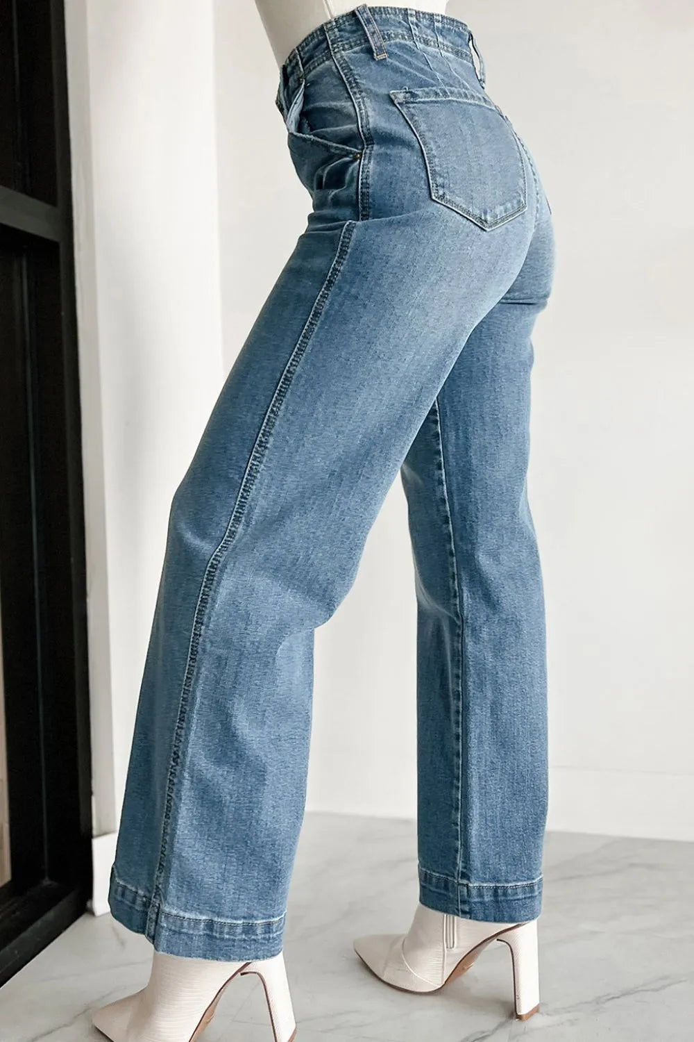 Button Fly High Waist Jeans 