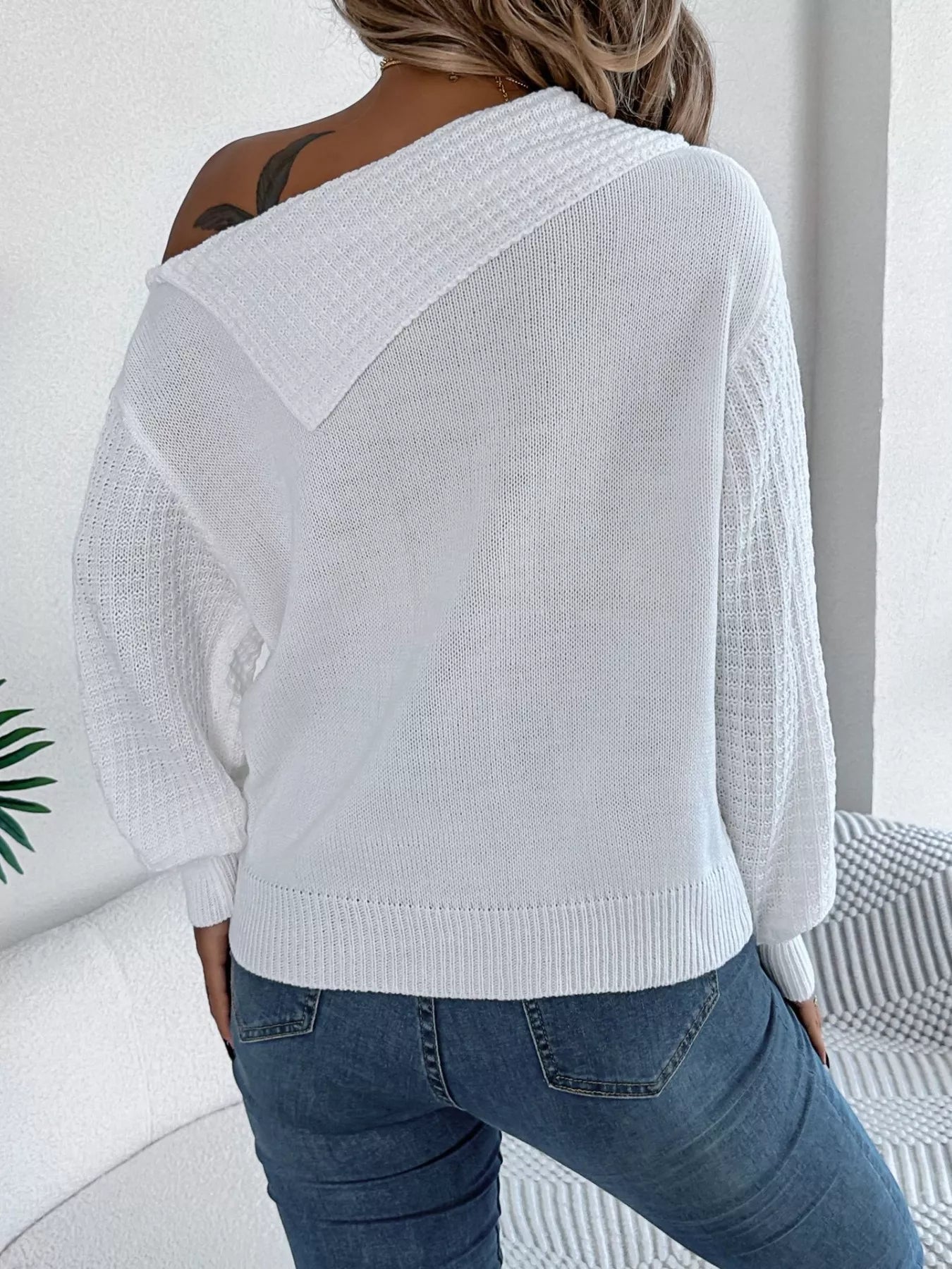 Off-Shoulder Cable Knit Sweater 