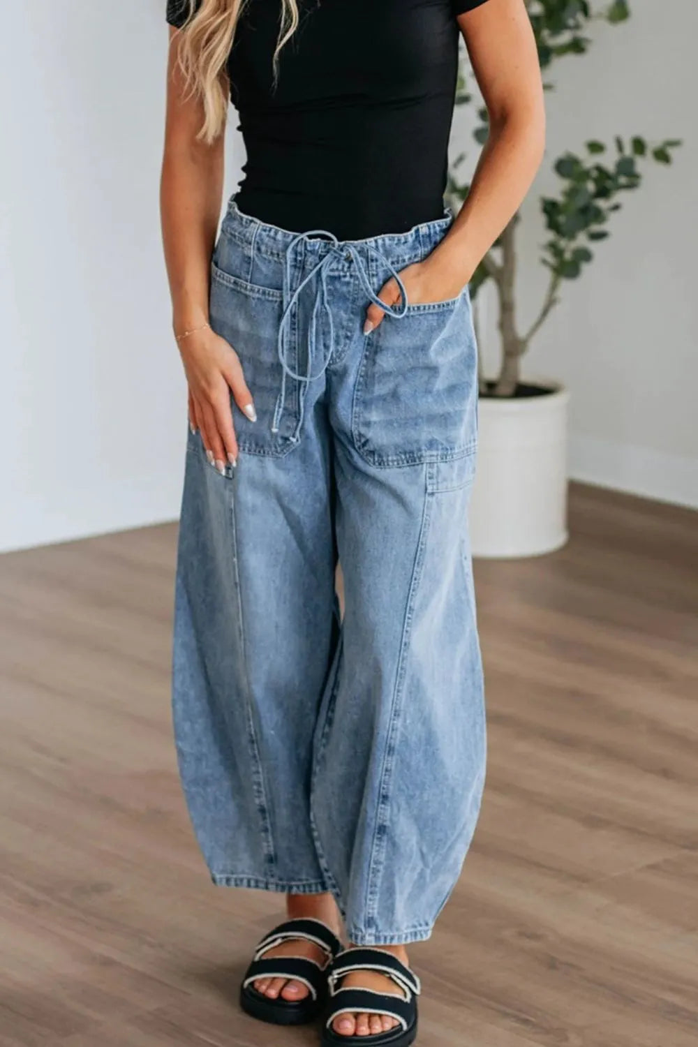 Wide Leg Drawstring Jeans 