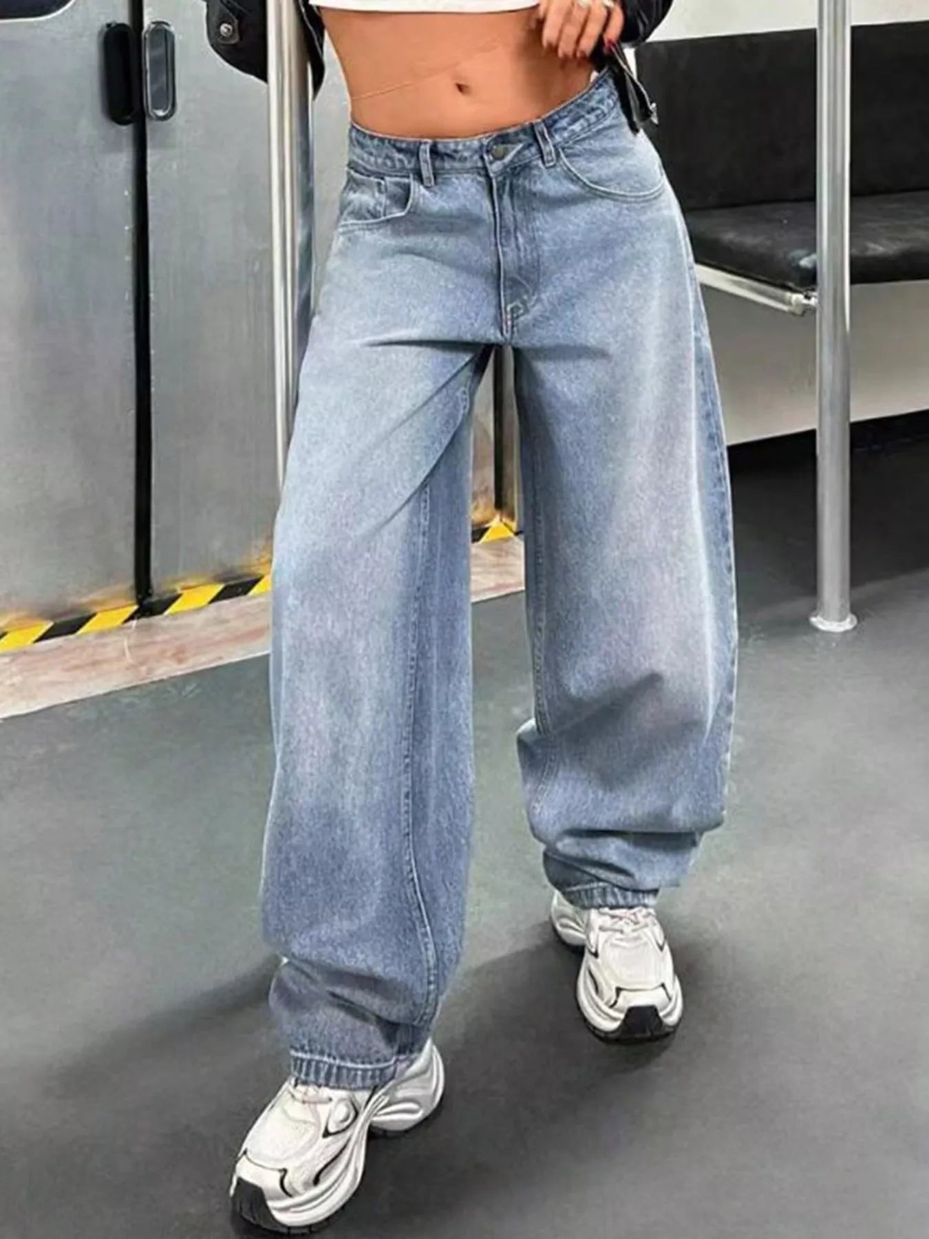 Baggy Wide Leg Jeans 
