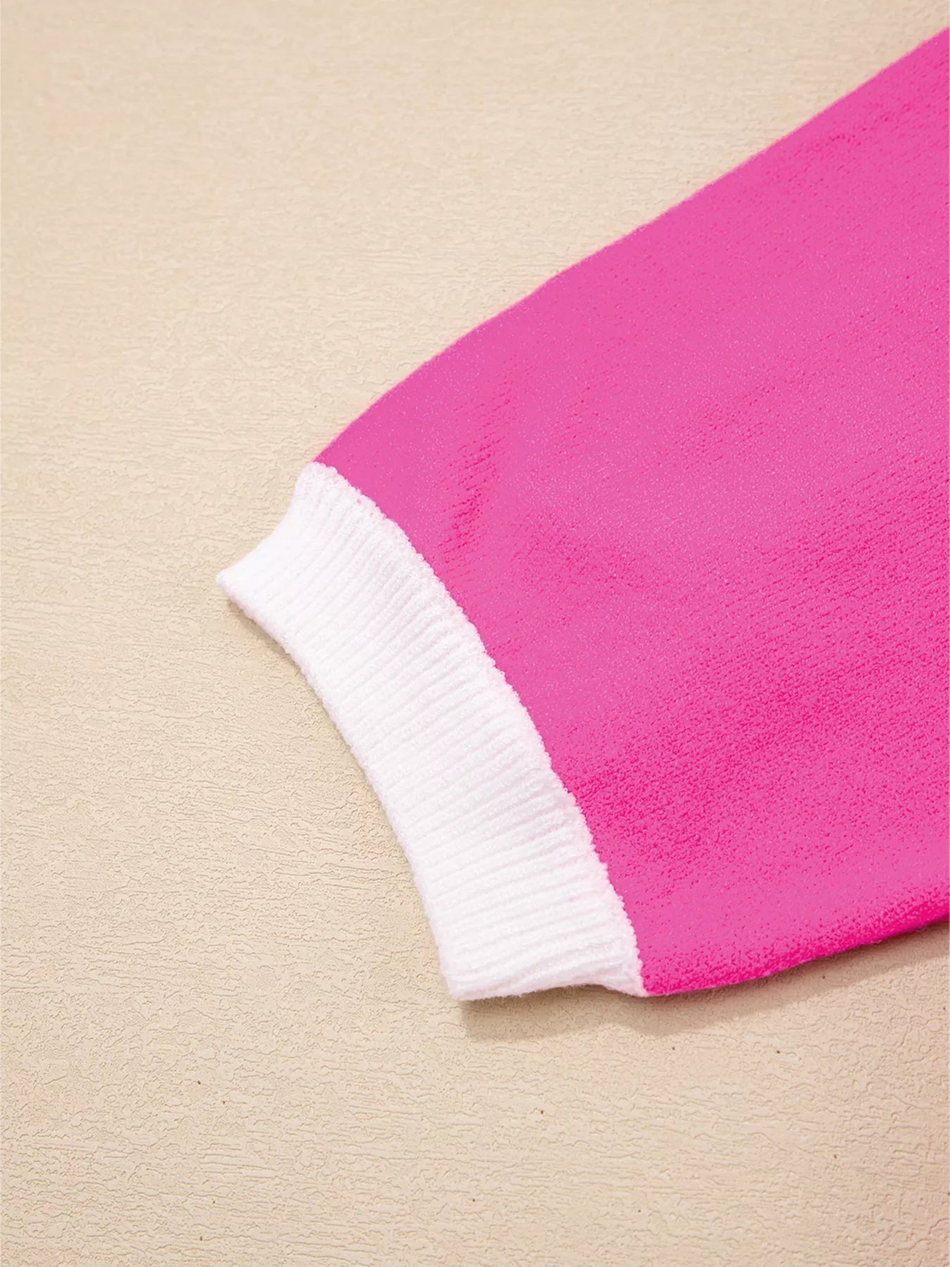 XOXO Valentines Contrast Trim Crew Neck Short Sleeve Sweater 