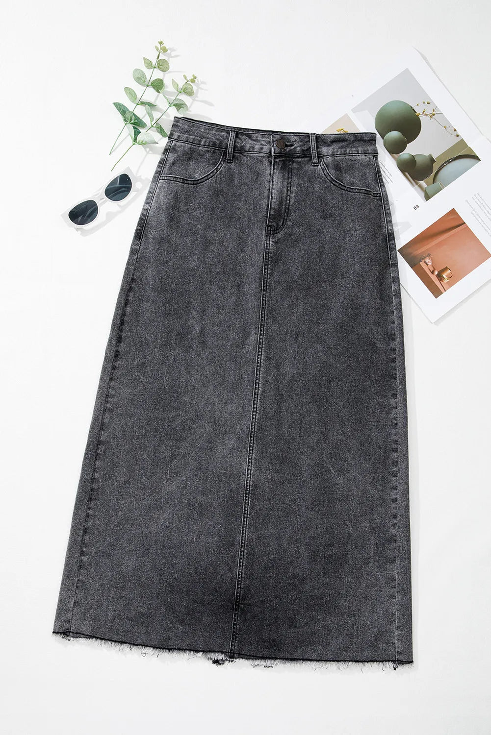Raw Hem Midi Denim Skirt with Pockets 