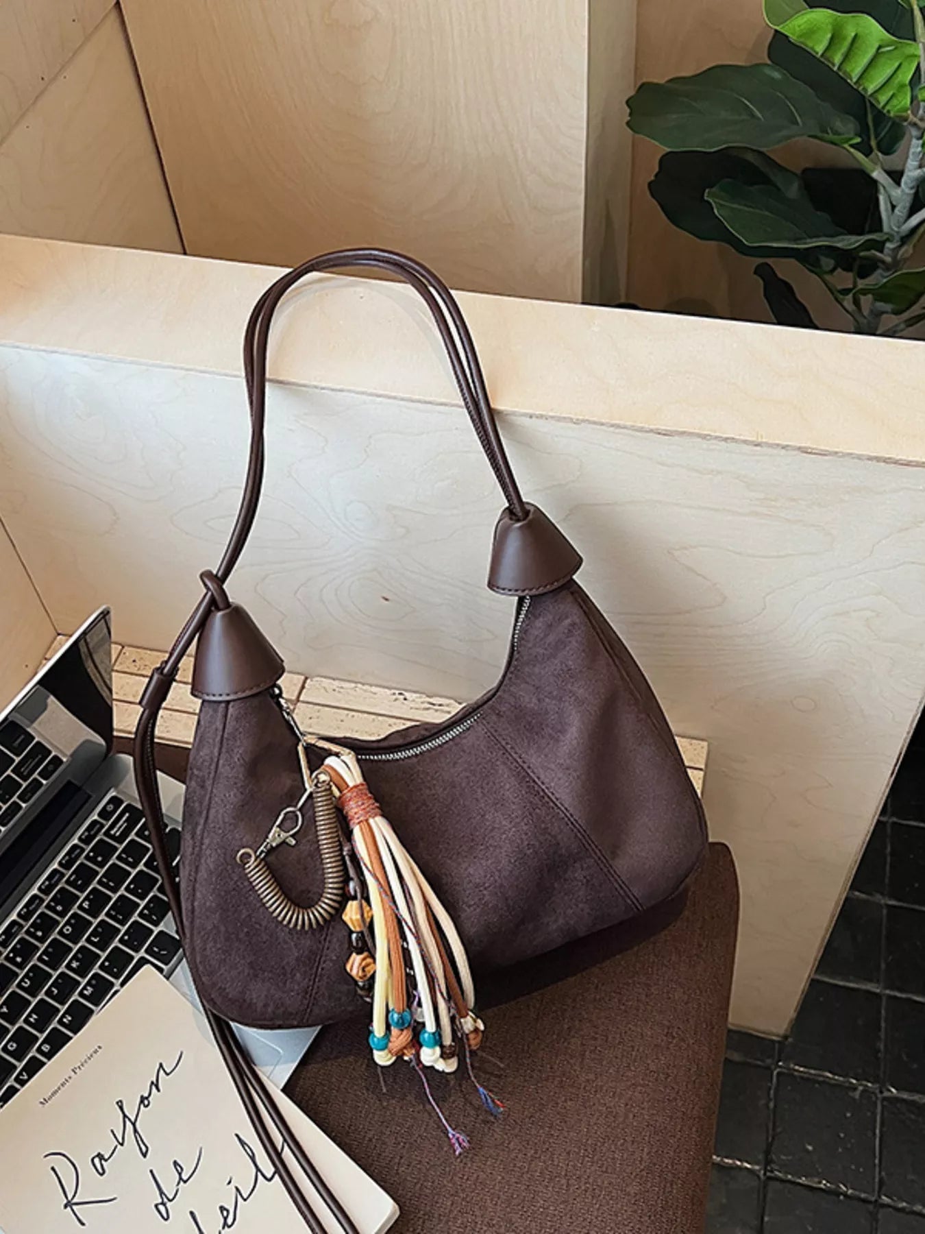 Vintage Suede Tassel Shoulder Bag 