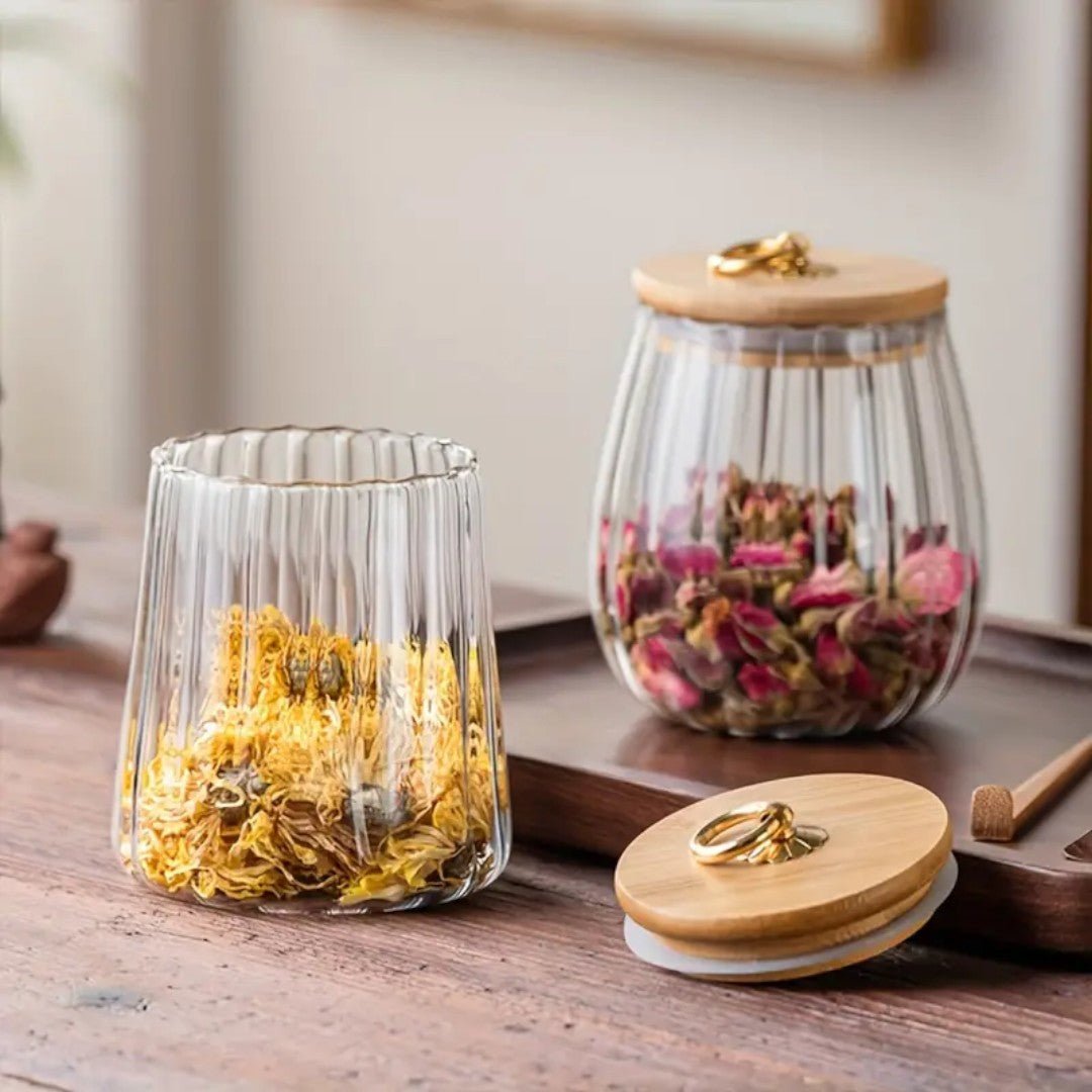Airtight Glass Storage Jar with Wooden Lid – Clear Borosilicate Kitchen Canister for Tea and Snacks 