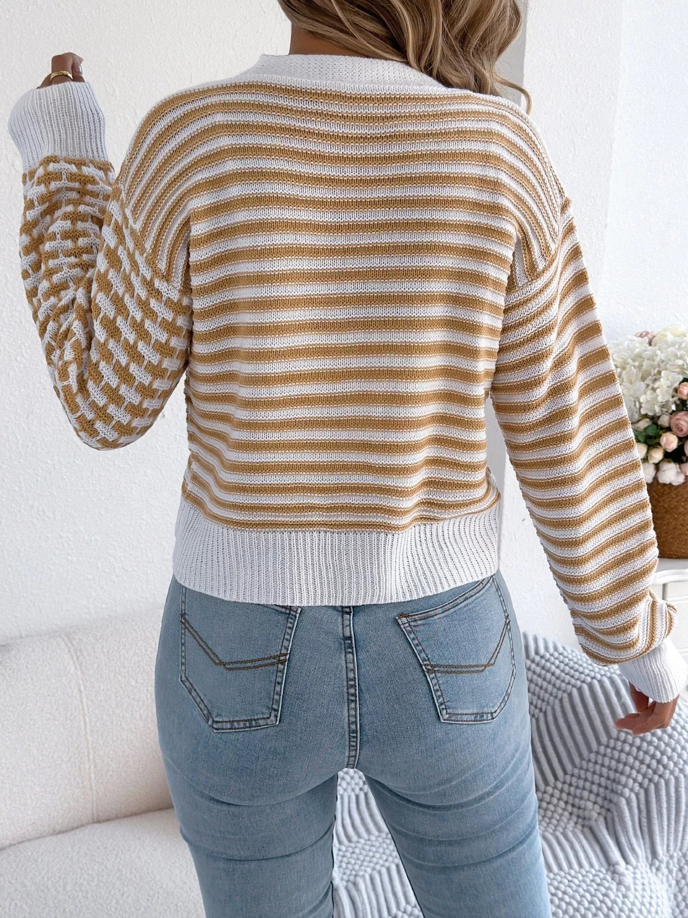 Striped Button-Up Cropped Cardigan 