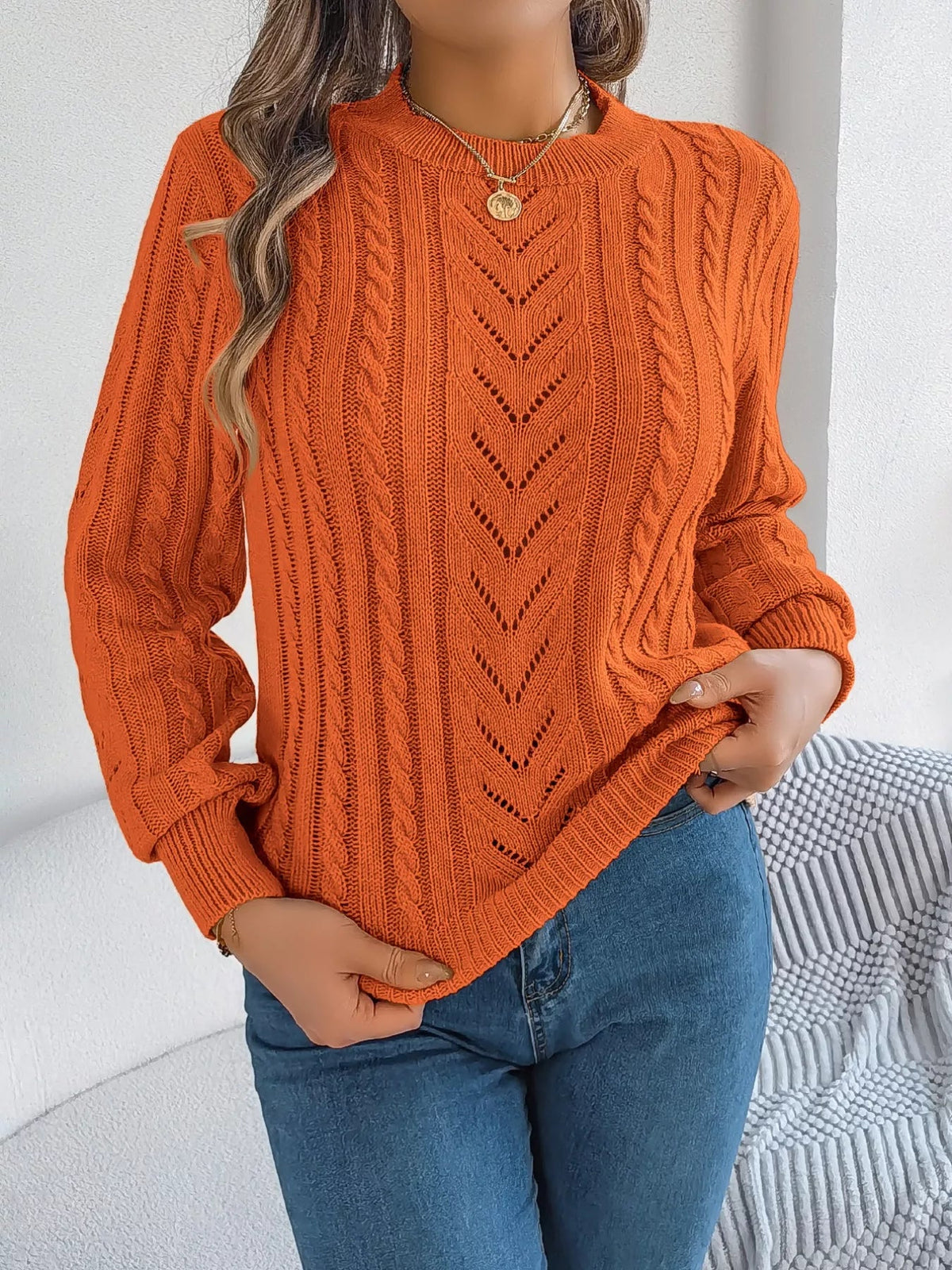 Cable-Knit Round Neck Sweater 