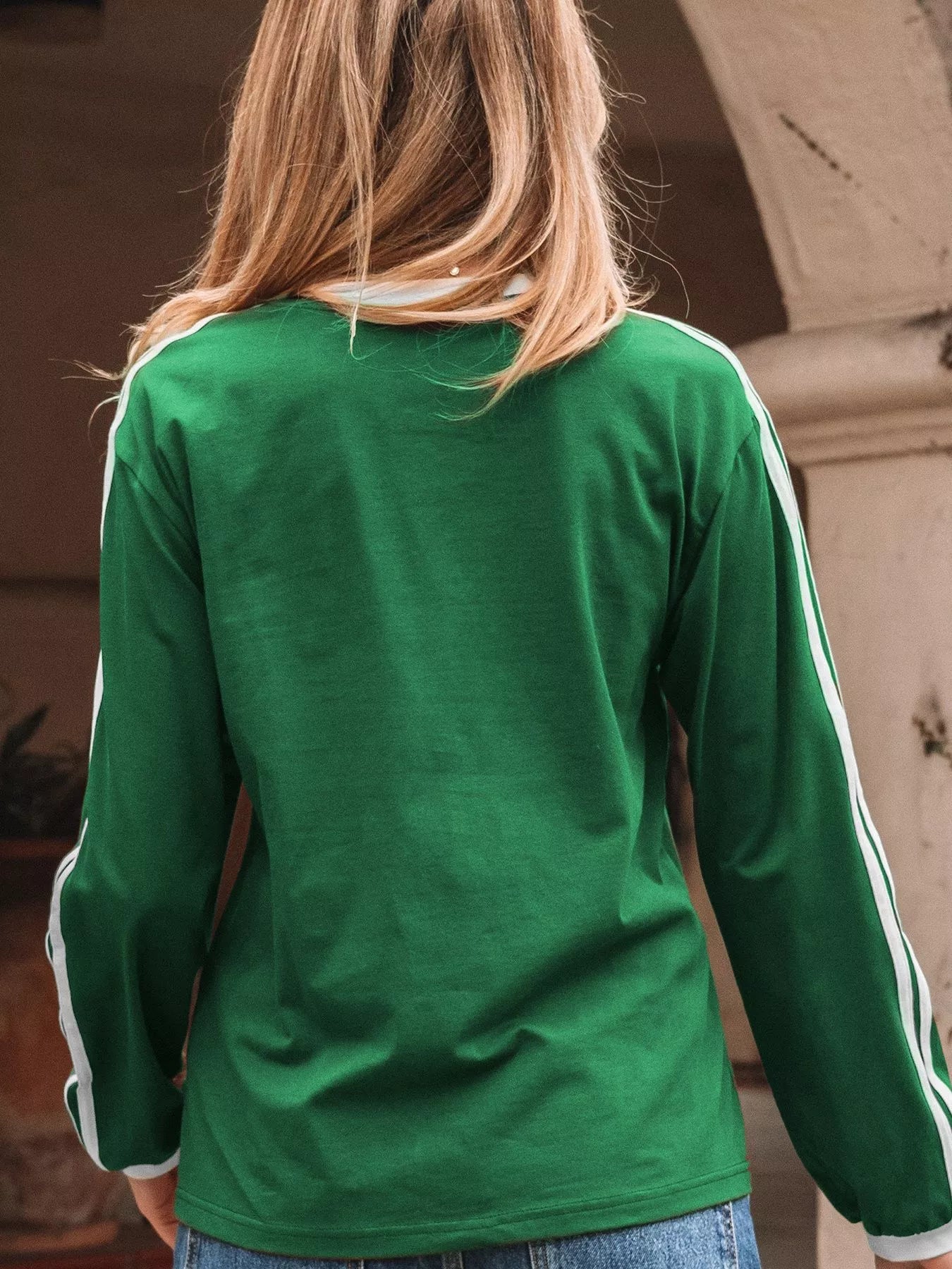Striped Accent Contrast Crew Neck Long Sleeve T Shirt 