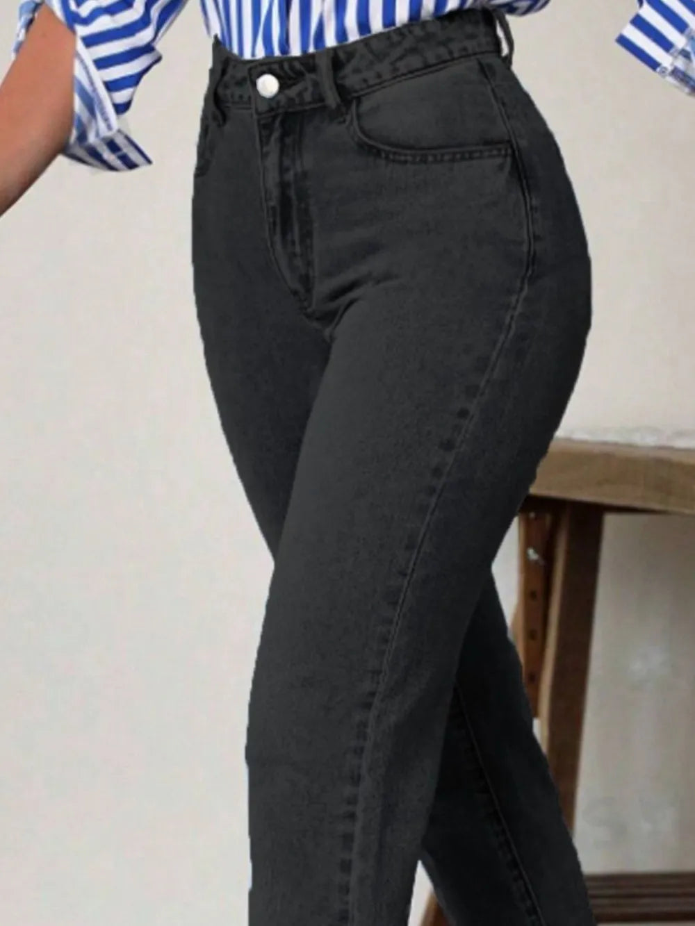 High Waist Jeans with Pockets 
