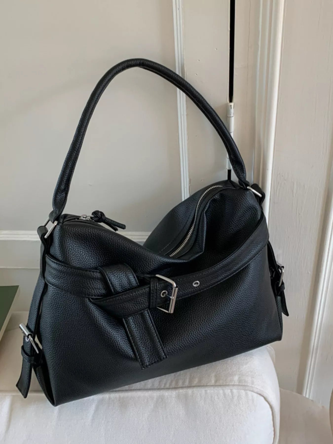 Decor Buckle Leather Shoulder Bag 