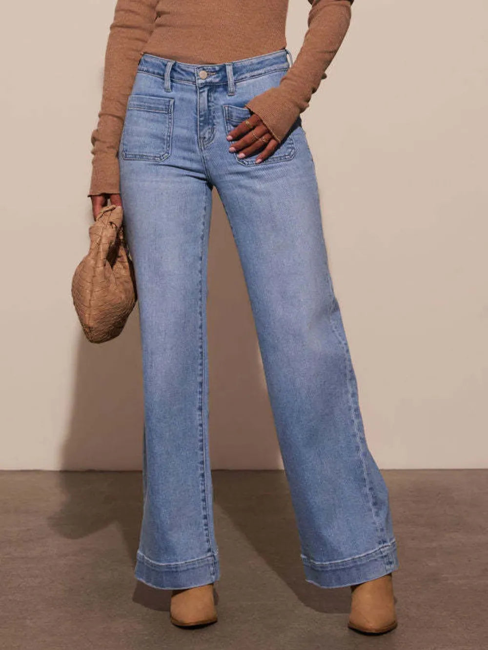 High Rise Front Pocket Patch Wide Leg Jeans 