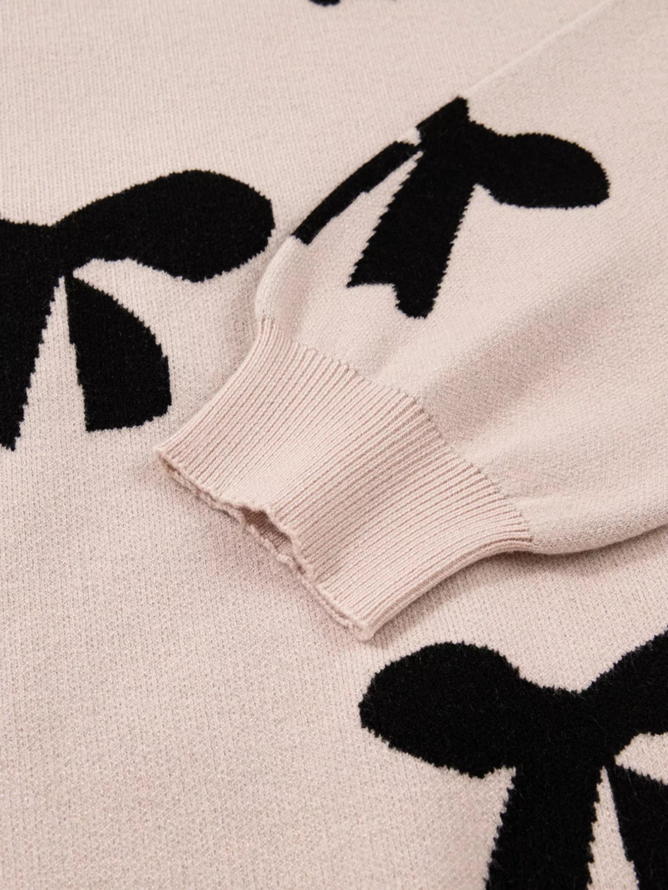 Pearl Embellished Bow Pattern Loose Sweater 
