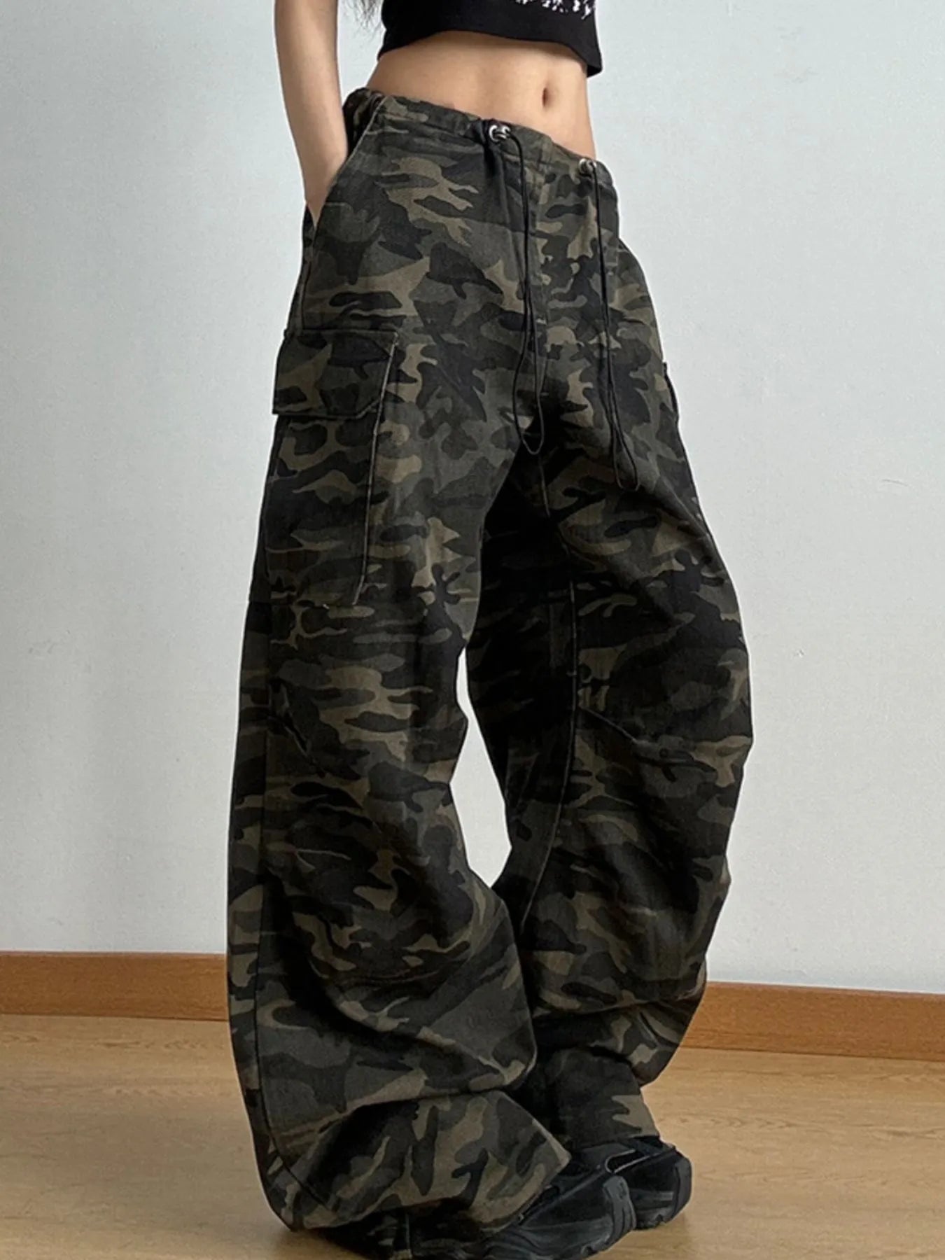 Drawstring Camouflage Cargo Wide Leg Jeans 