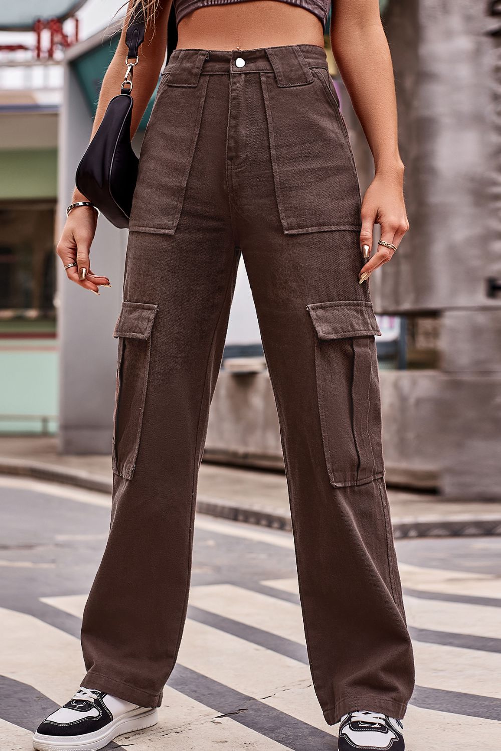 Buttoned High Waist Loose Fit Jeans 