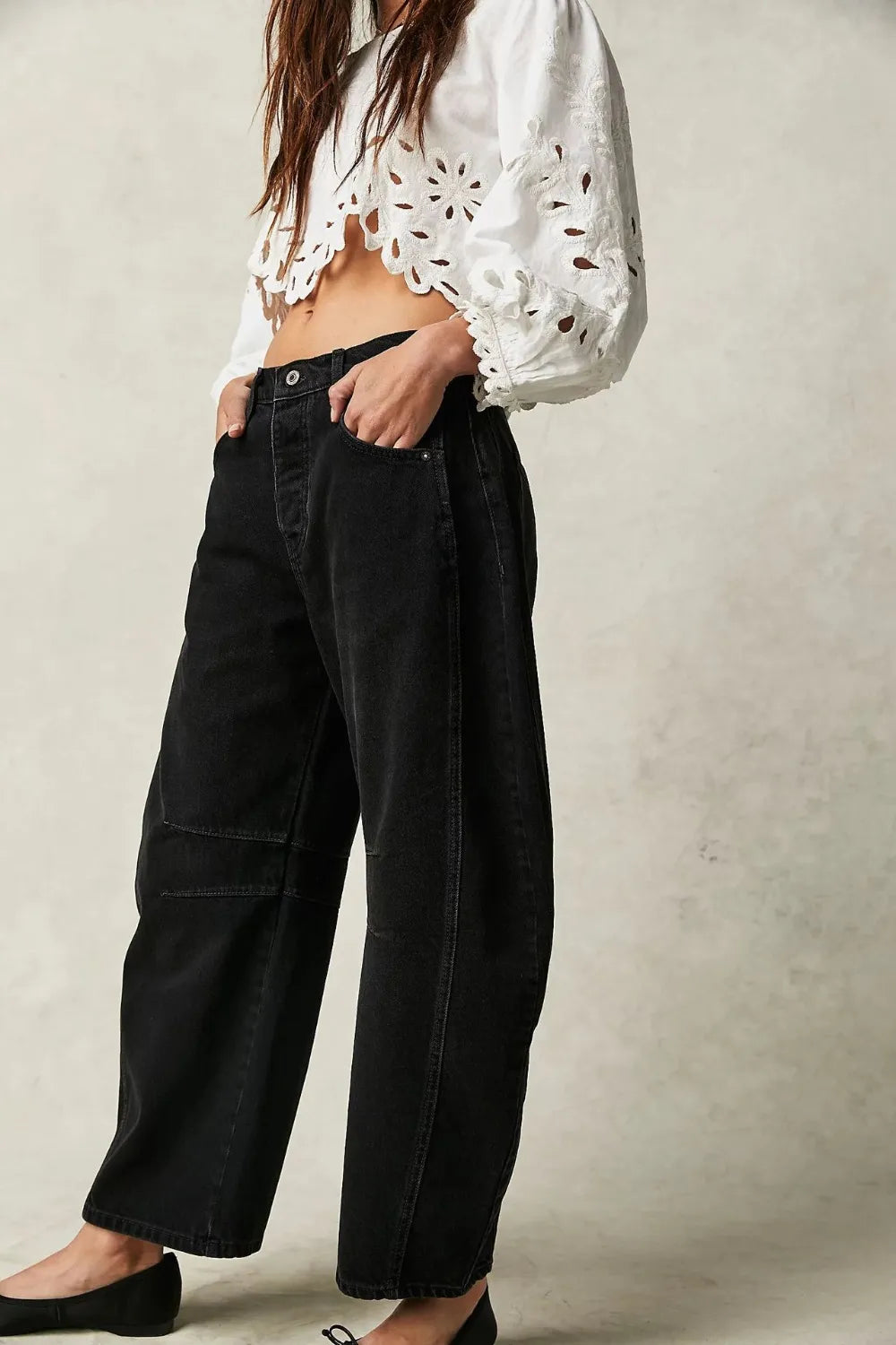 Wide Leg Jeans with Pockets 