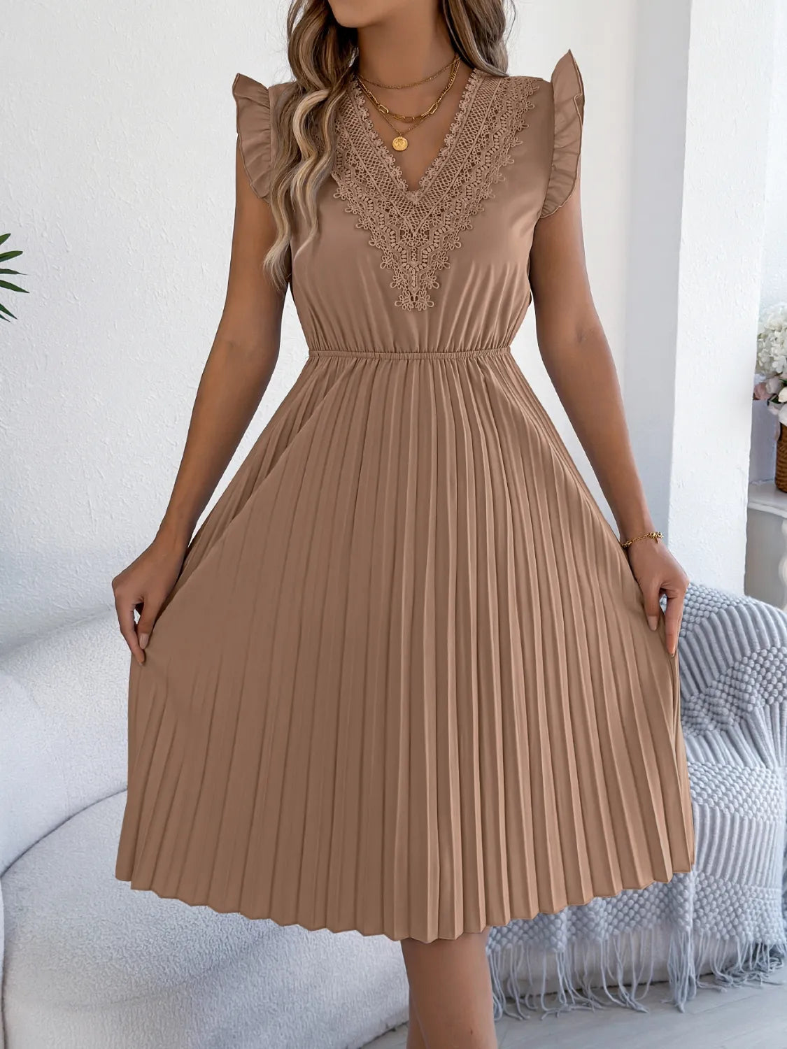 Lace Detail Ruffled Cap Sleeve Pleated Dress 
