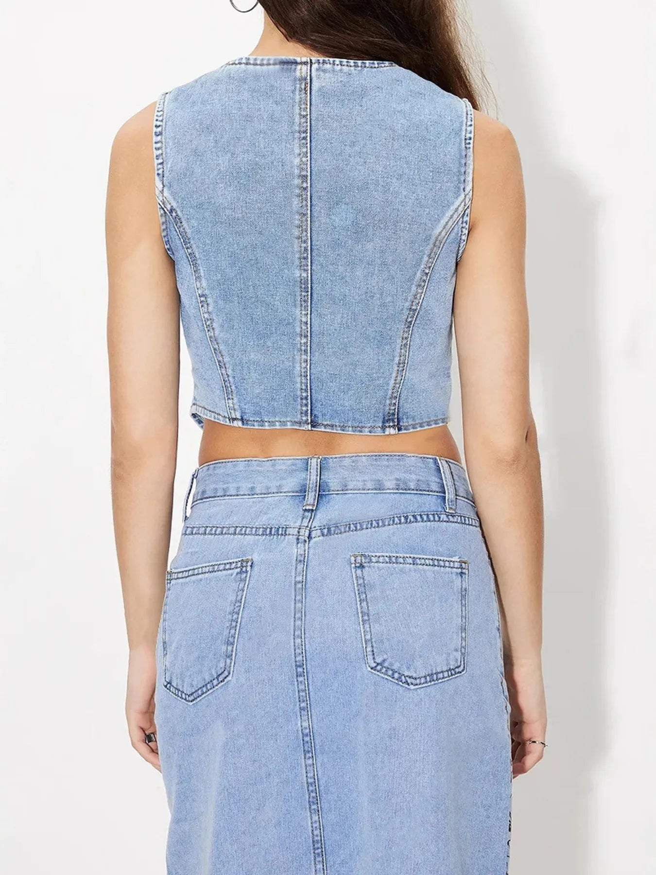 Button-Up Sleeveless Denim Vest 