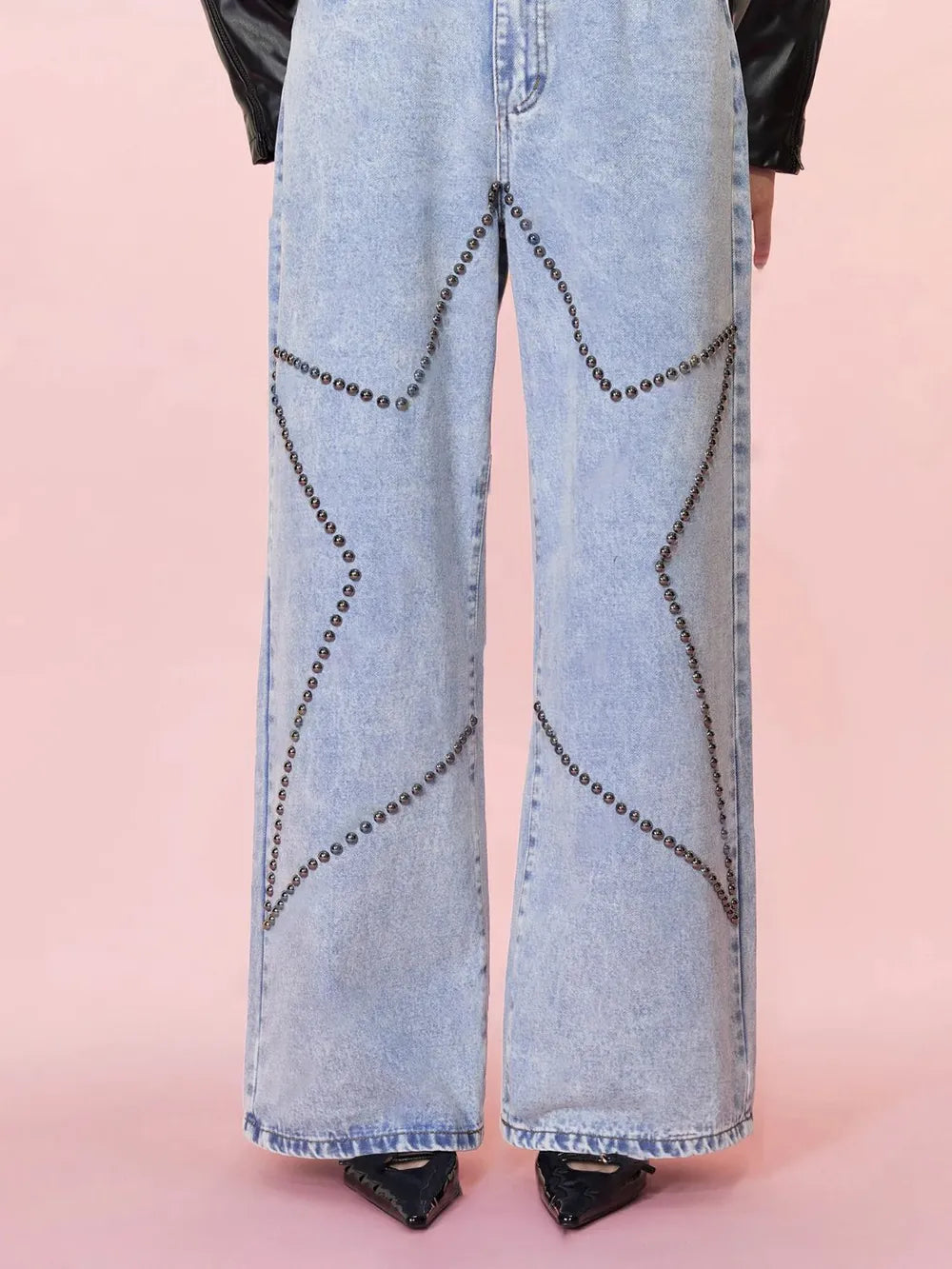 Studded Star Straight Jeans with Pockets 