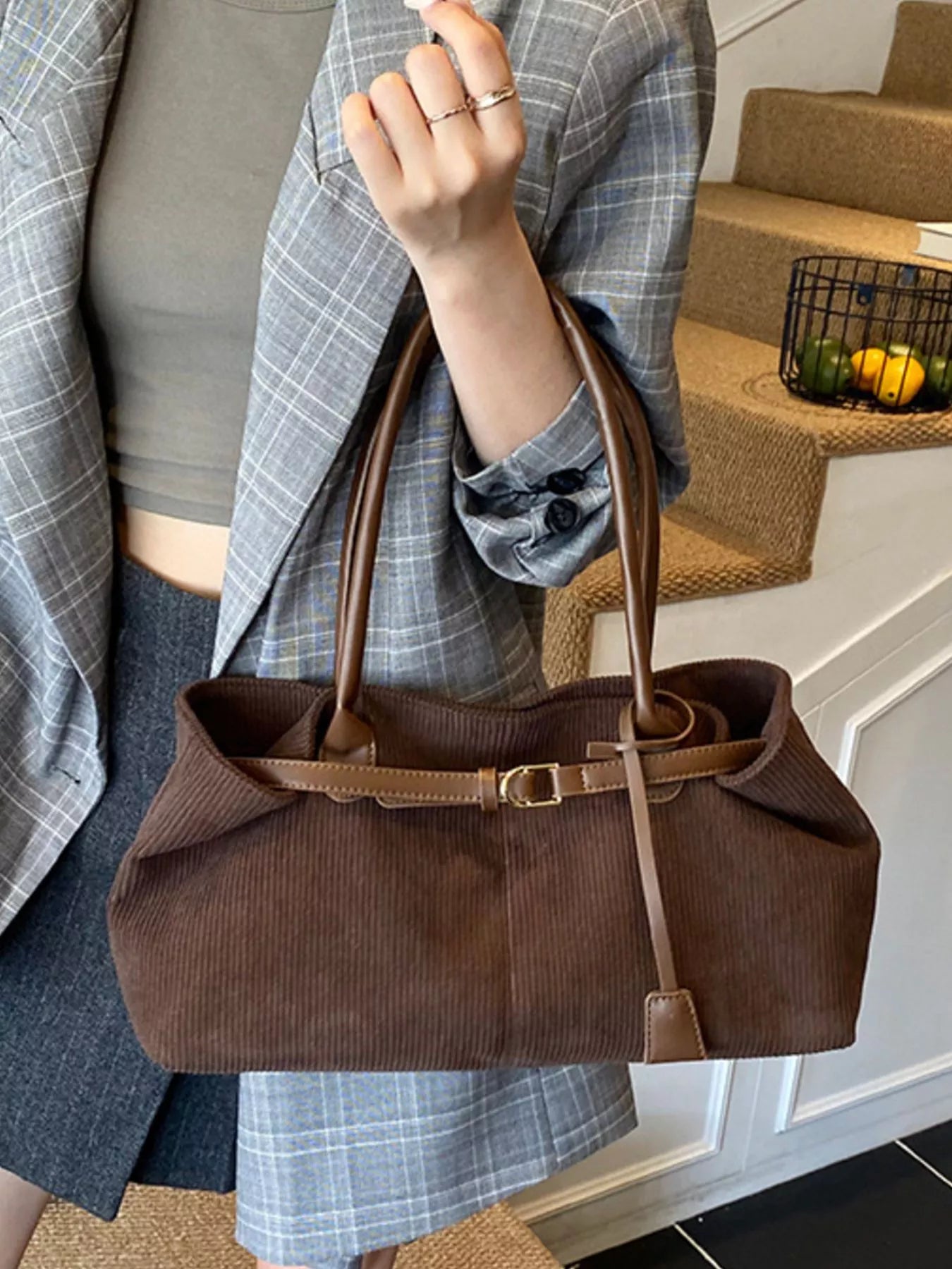 Buckle Decor Shoulder Bag 