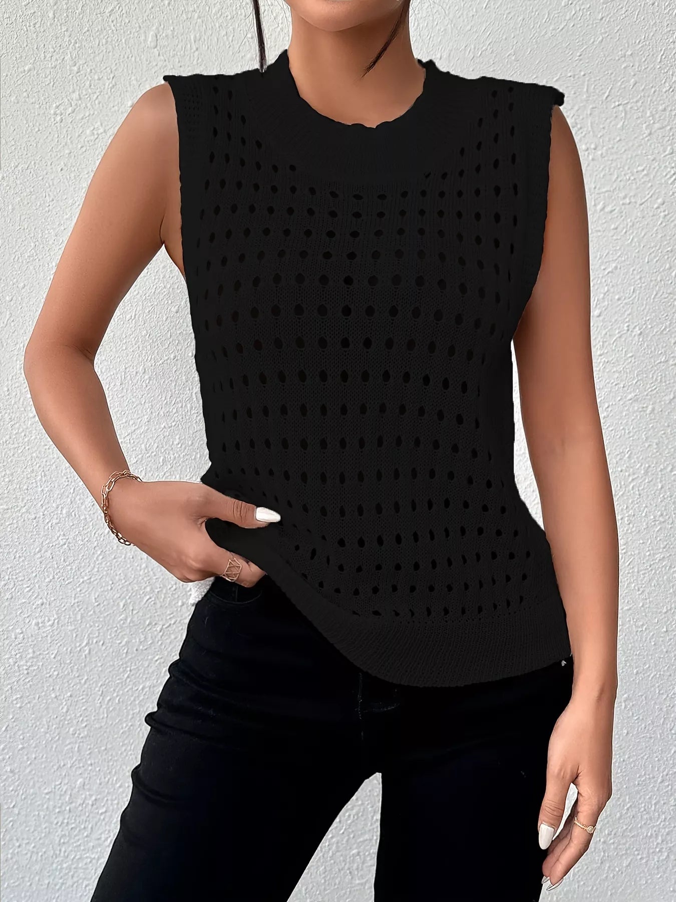 Hollow Out Round Neck Knit Tank 