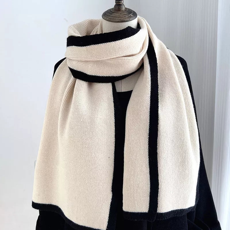 Contrast Trim Winter Scarf 