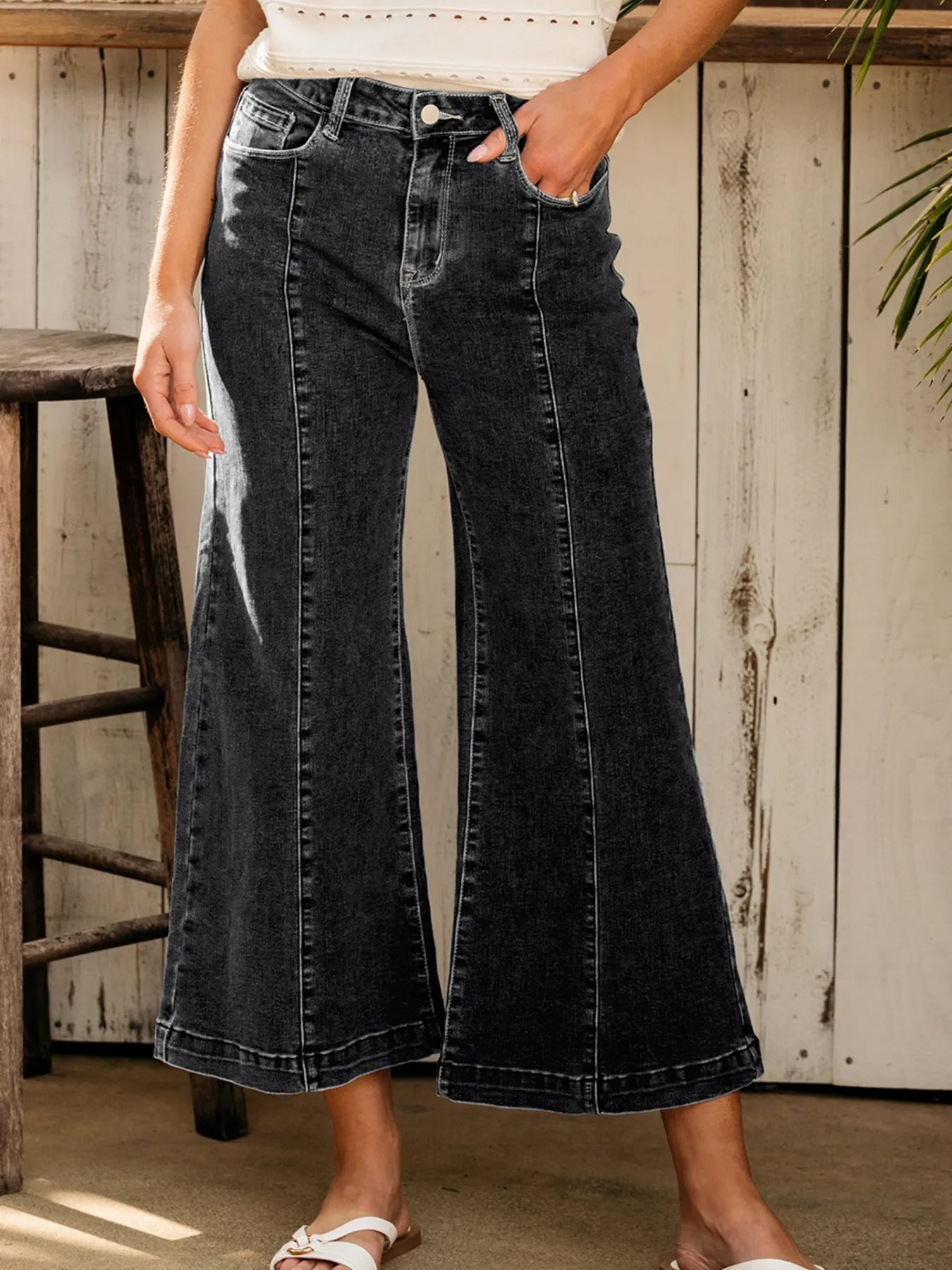 Seam Detail Flared Bottom Ankle Length Jeans 