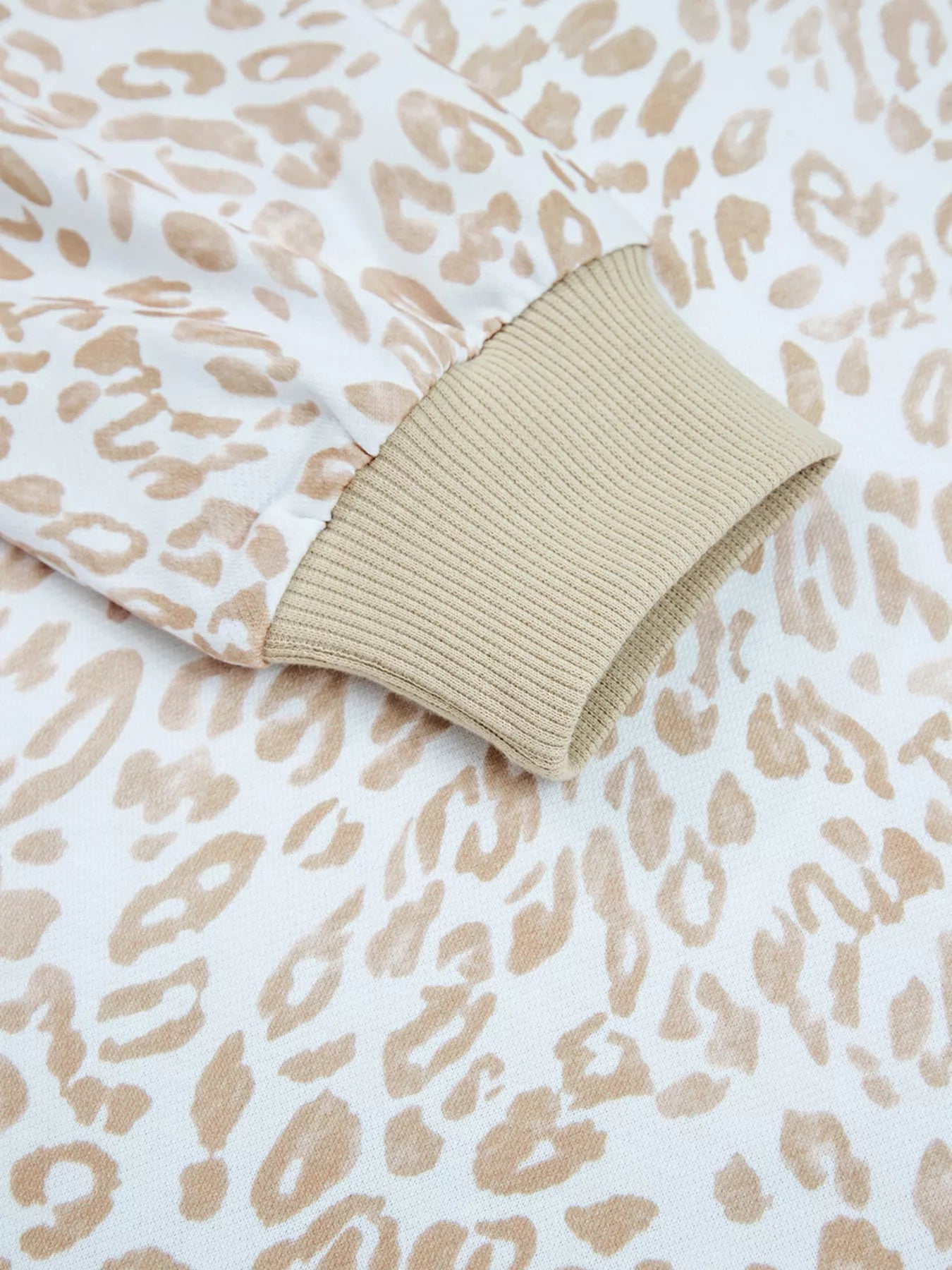 Leopard Ruffle Detail Ribbed Trim Round Neck Sweatshirt 