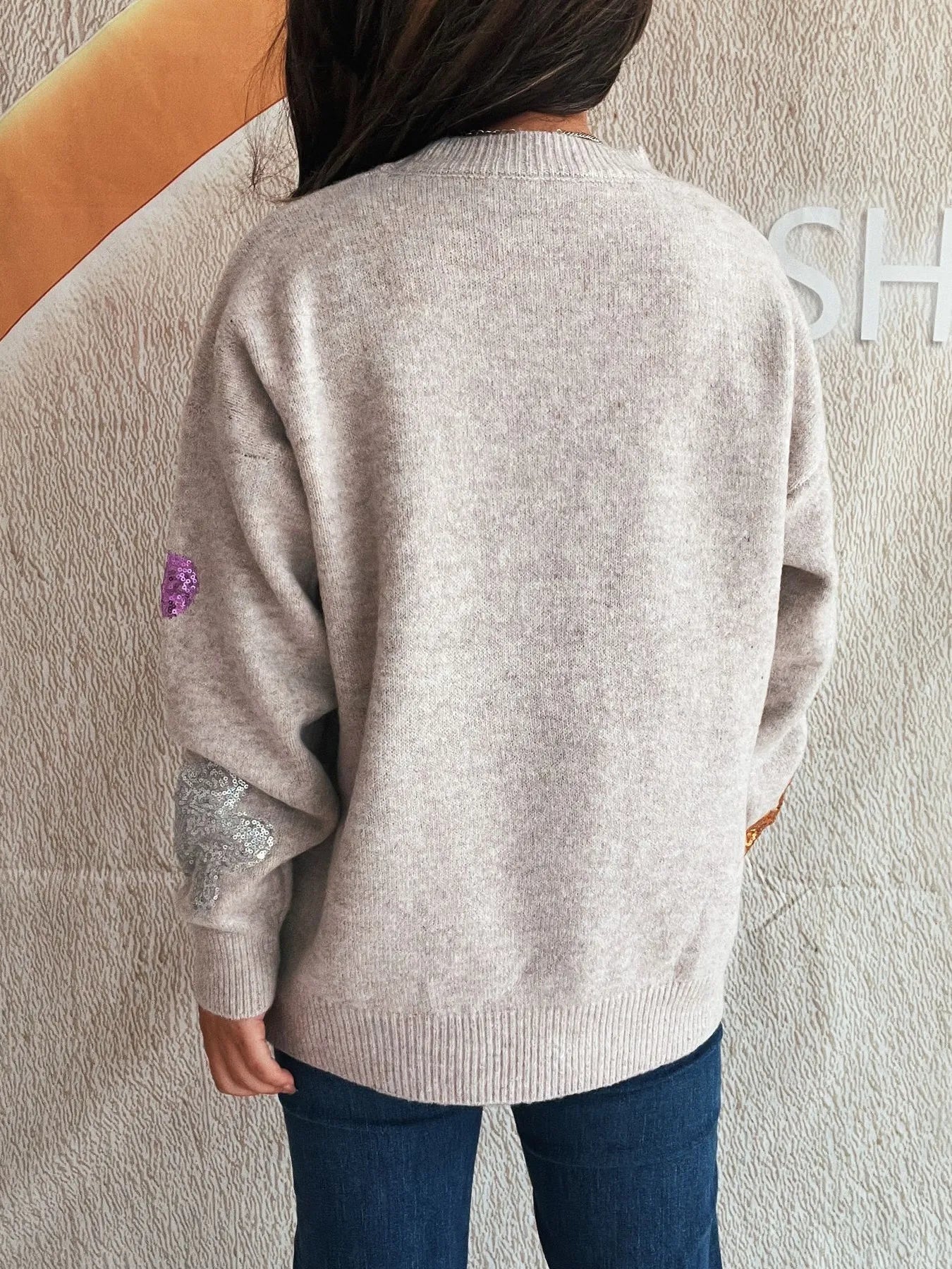 Sequin Flower Round Neck Long Sleeve Sweater 