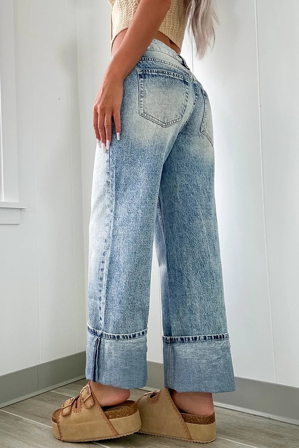 Washed Wide Leg Jeans with Pockets 