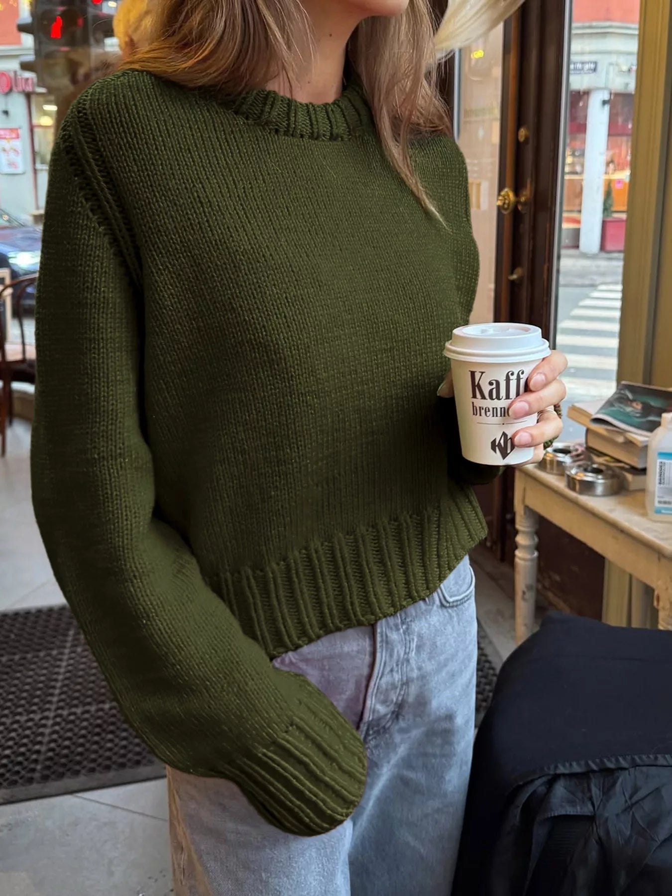 Ribbed Round Neck Sweater 