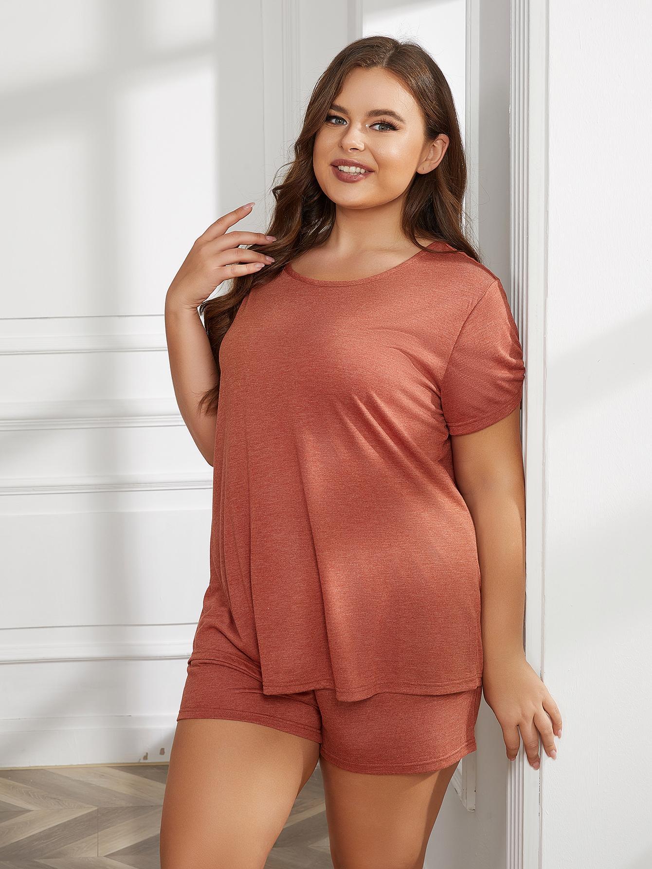 Plus Size Round Neck Short Sleeve Two-Piece Loungewear Set 