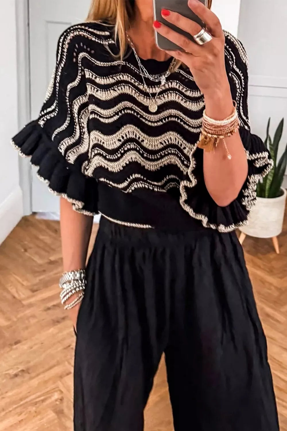 Wave Pattern Ruffle Sleeve Sweater 