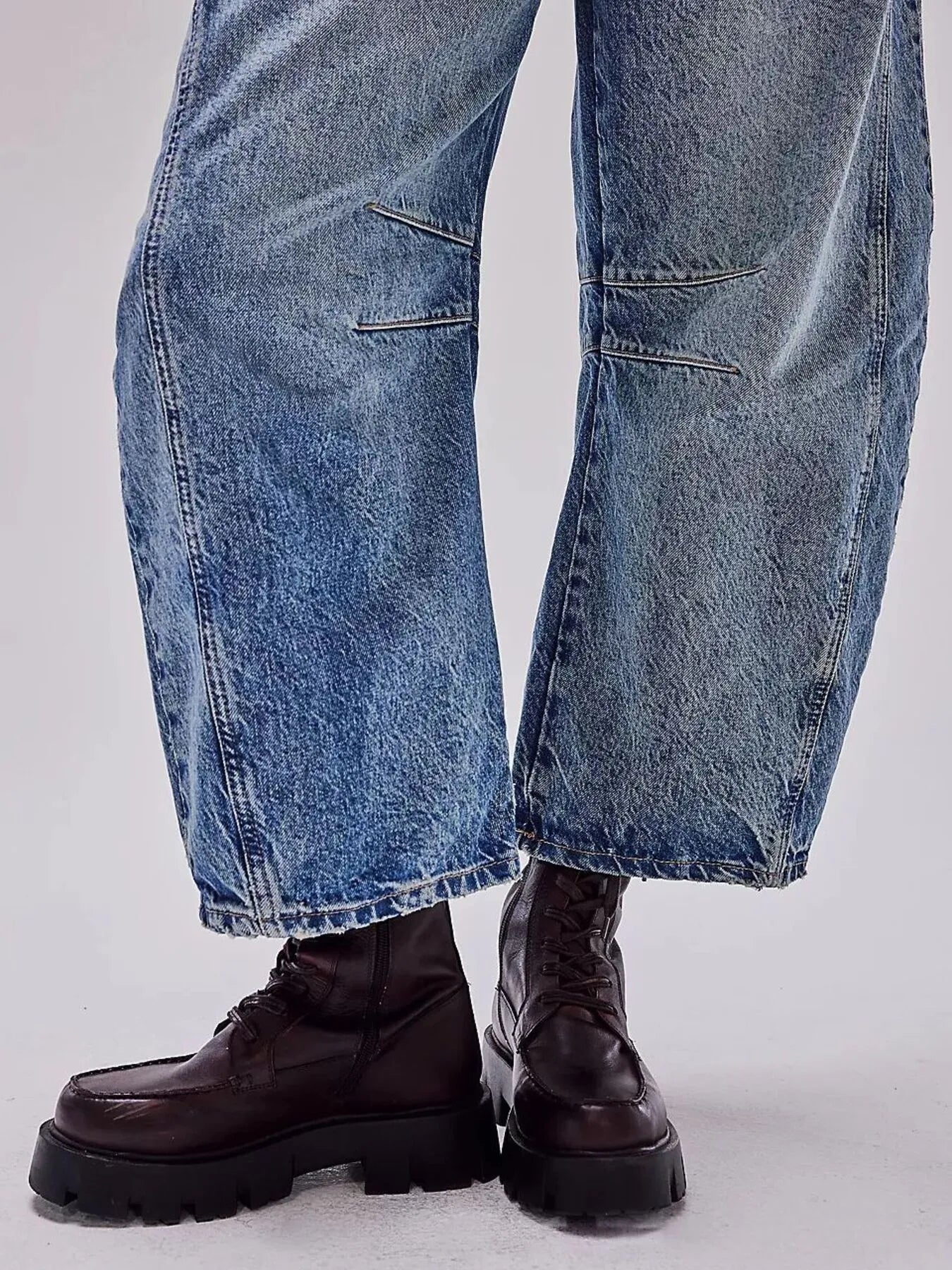 Wide Leg Relaxed Fit Jeans 