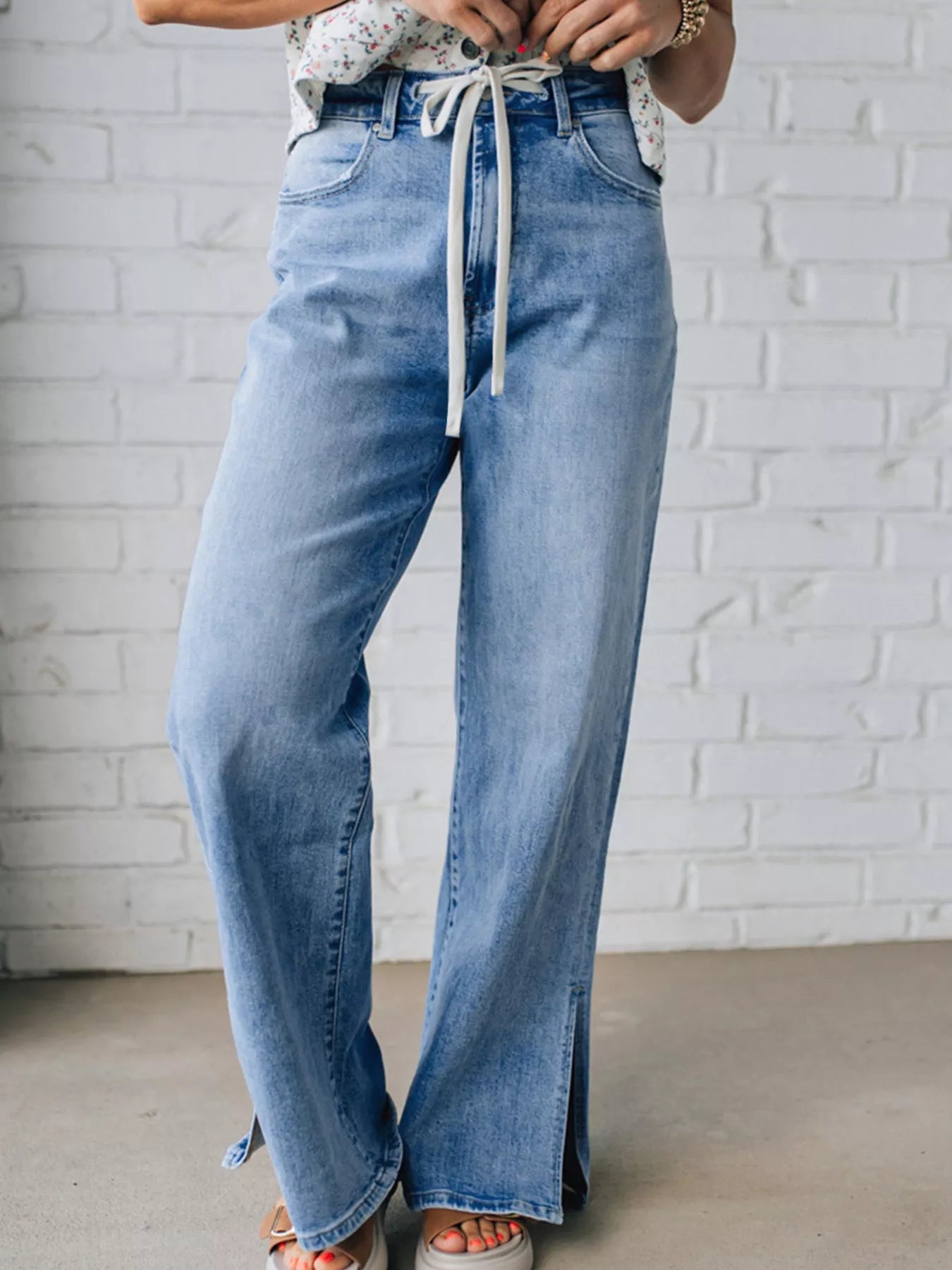 Slit Wide Leg Jeans 