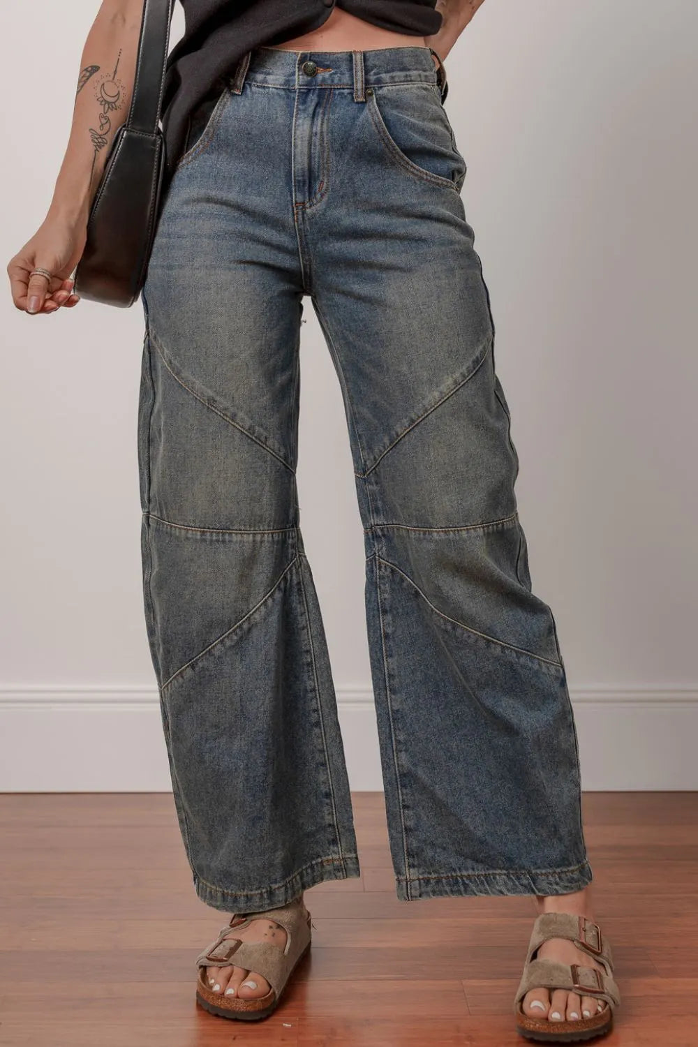Exposed Stitching Loose Straight High Waist Jeans 