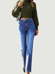 Straight Leg Jeans with Pockets 