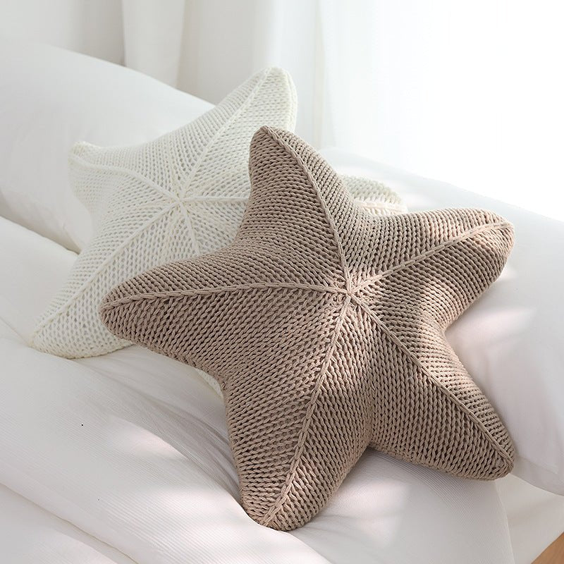 Caspian Knit Pillow – 20x20 Plush Star-Shaped Cushion in Earthy Tones 