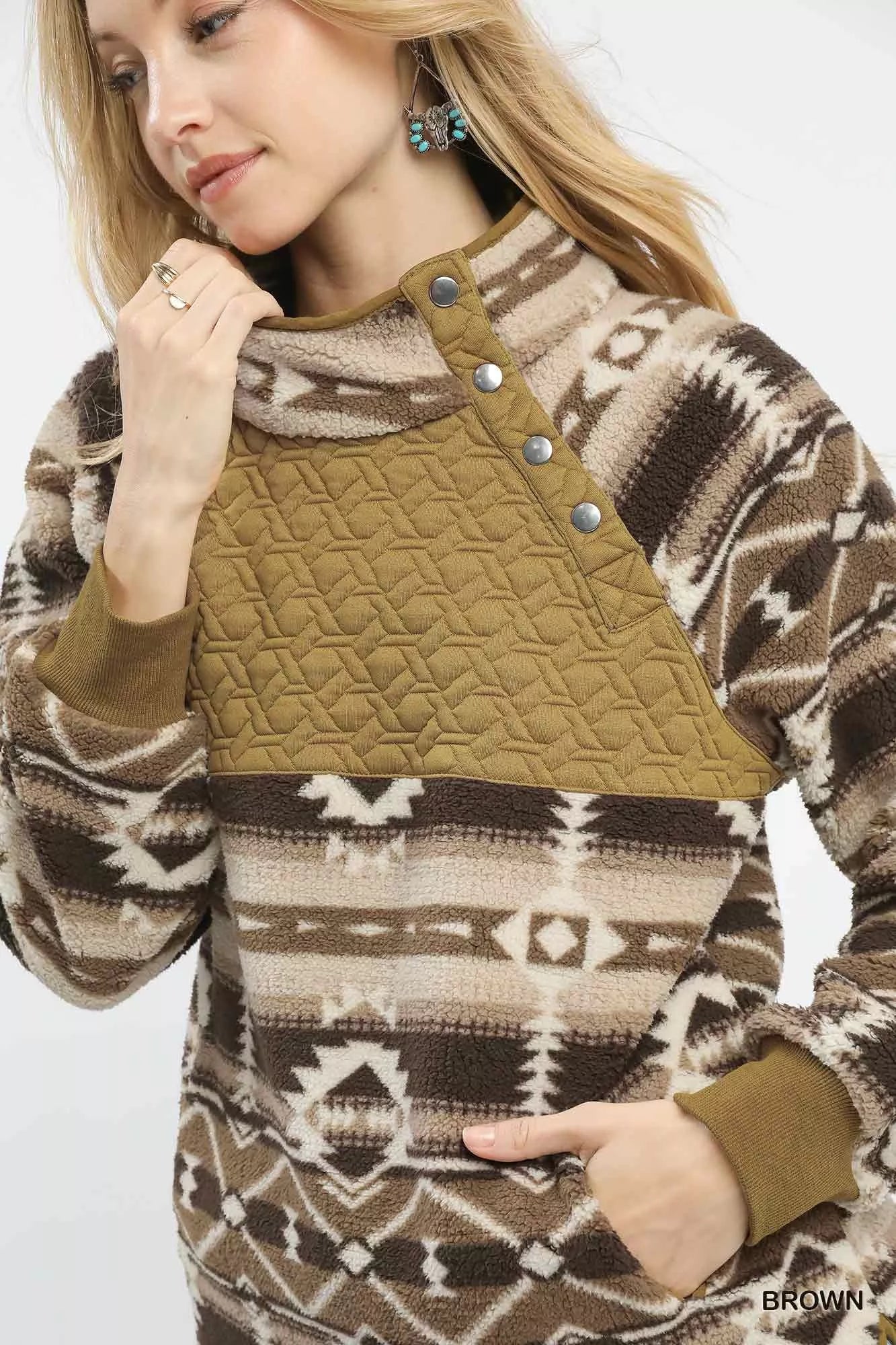 Umgee Aztec Print Sherpa Pullover 