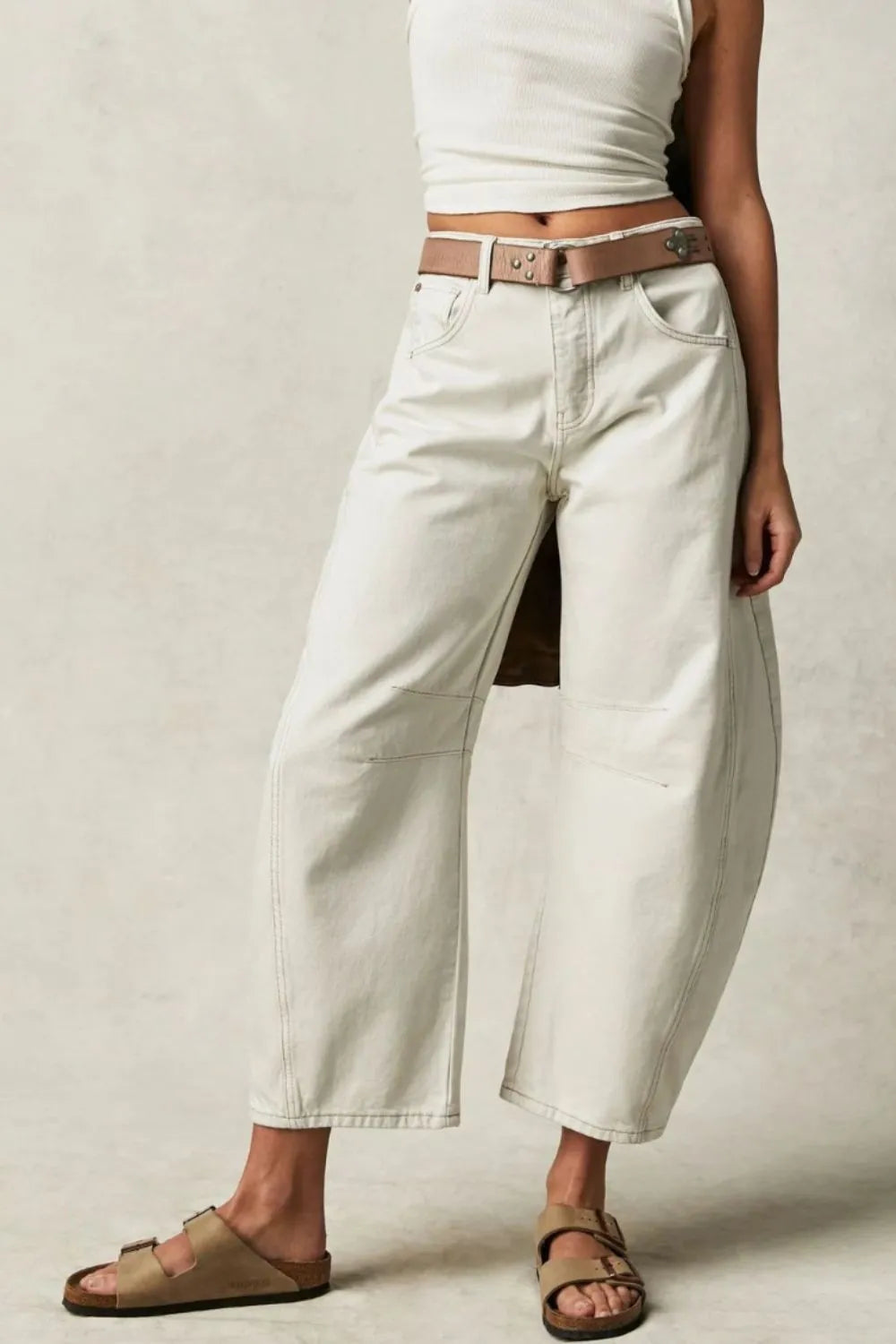 Wide Leg Jeans with Pockets 