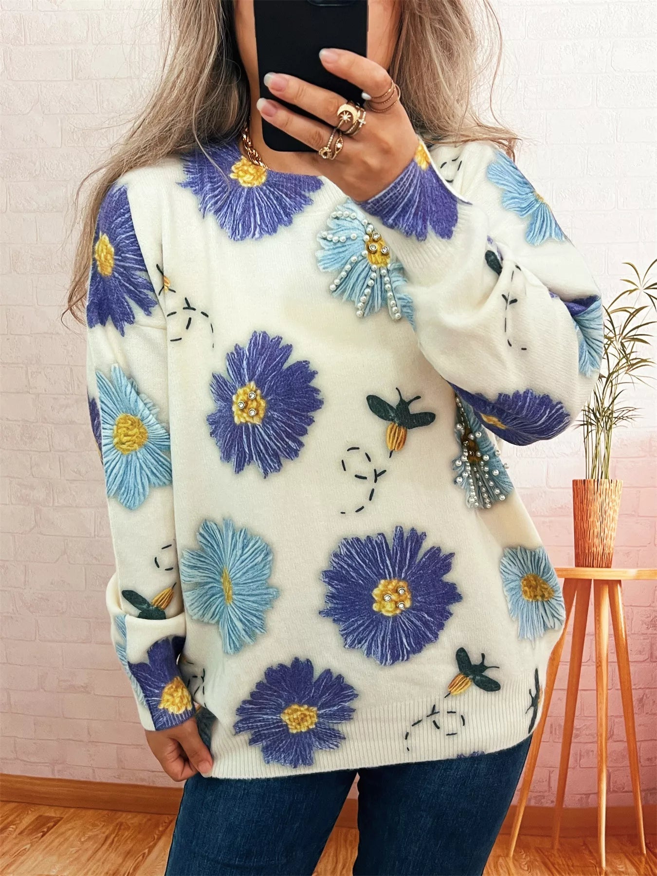 Pearl Detail Flower Round Neck Sweater 