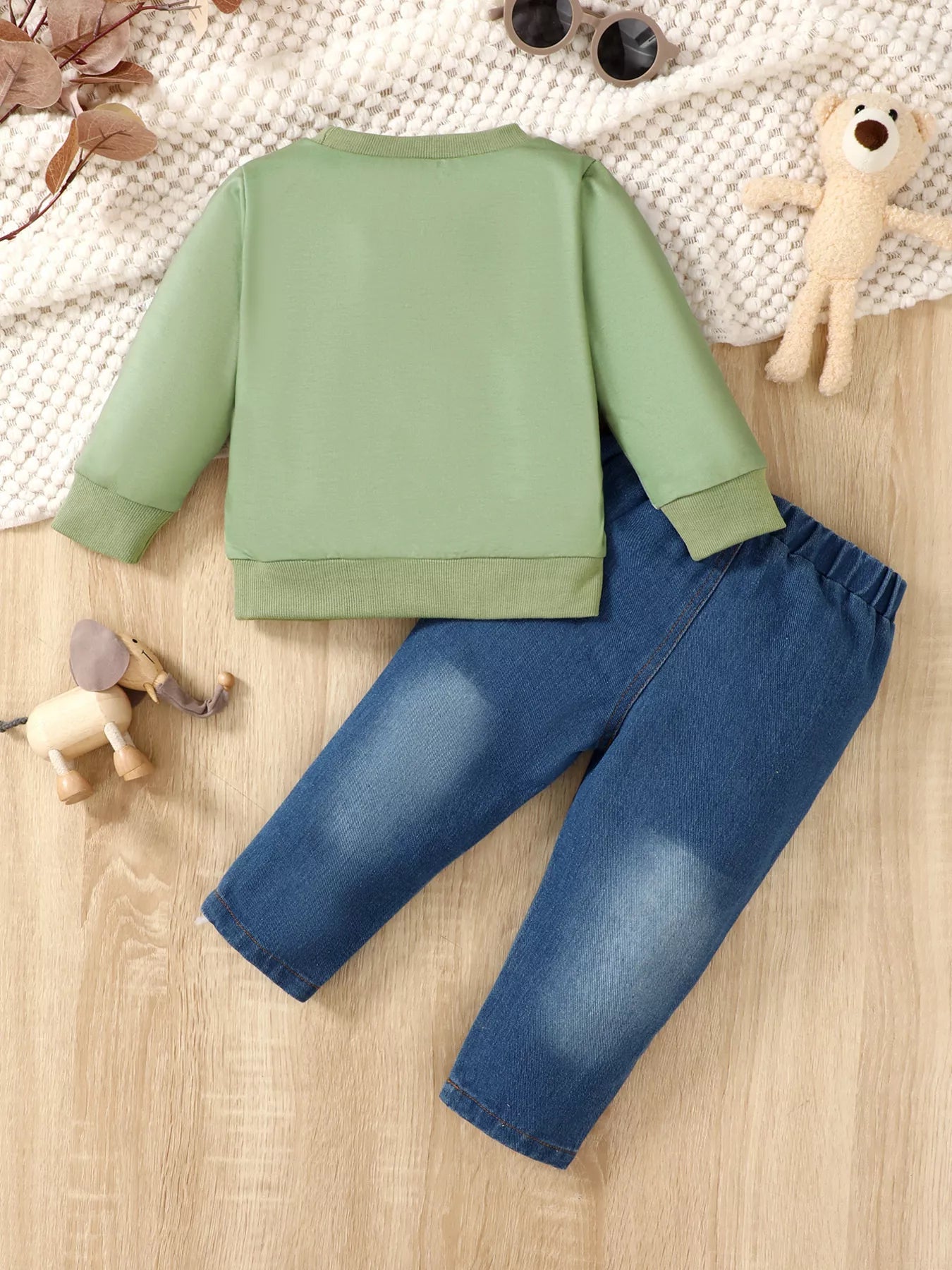 Children's Cartoon Animal Print Sweatshirt & Jeans Set 