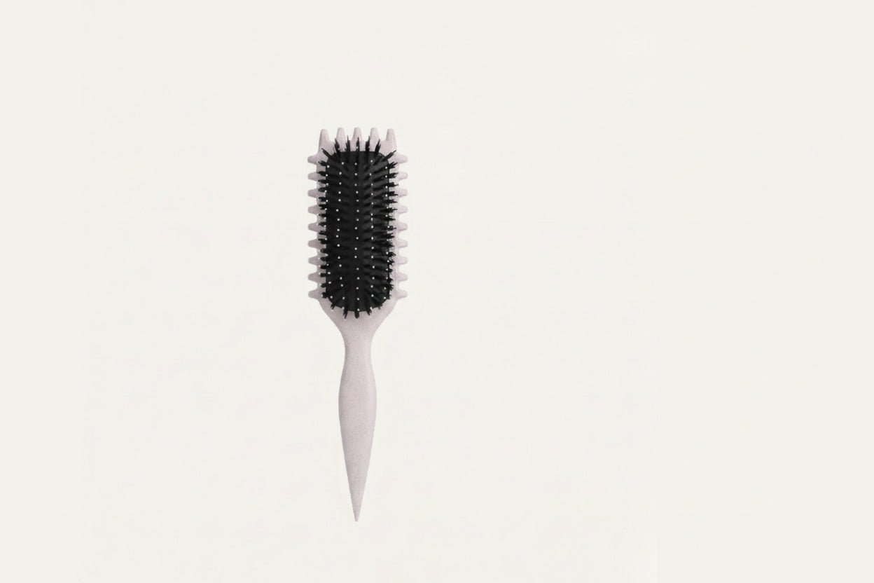Cura Curl Brush | Frizz-Free Design for Defined Curls, Ergonomic Handle 