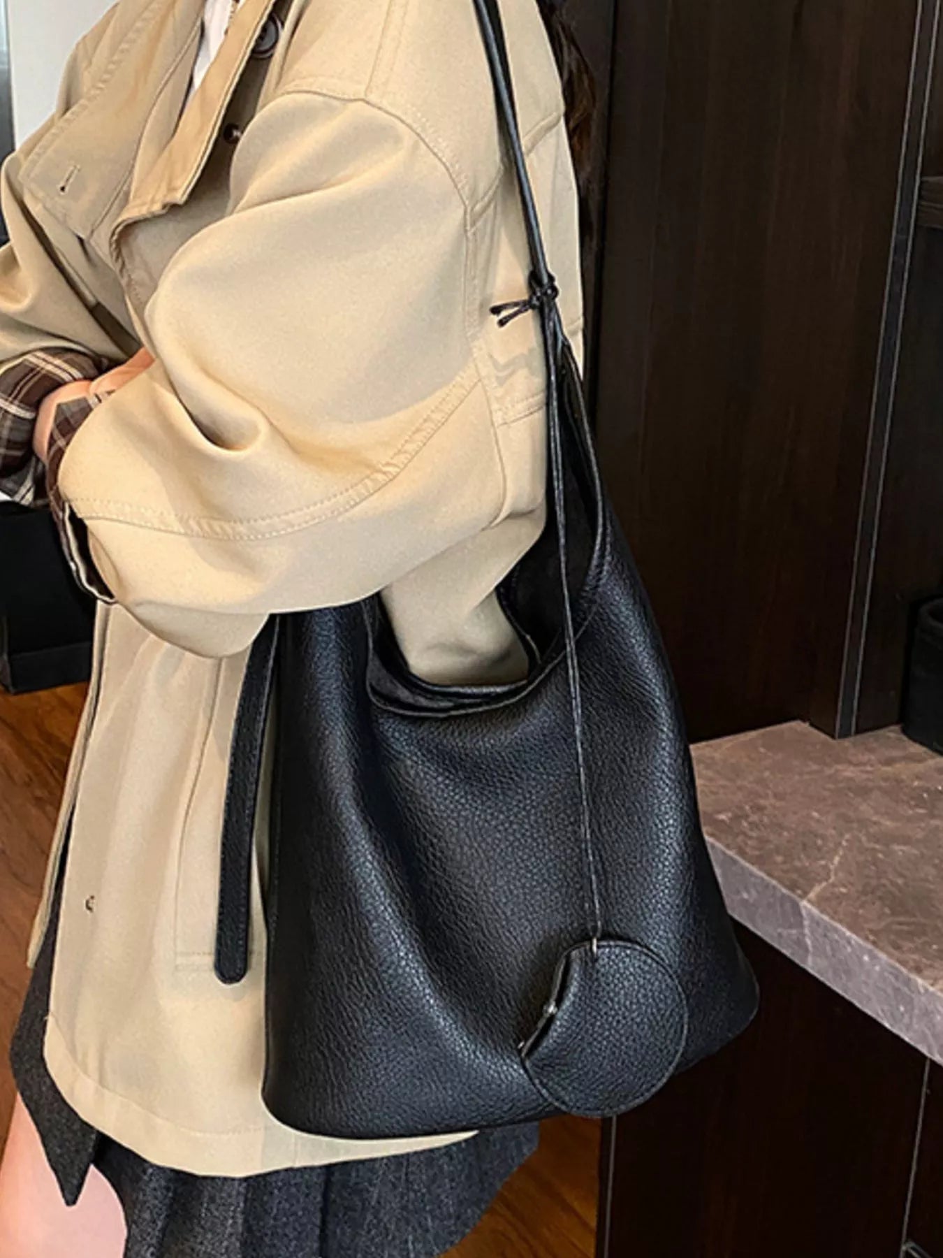 Solid Color Leather Handbag 