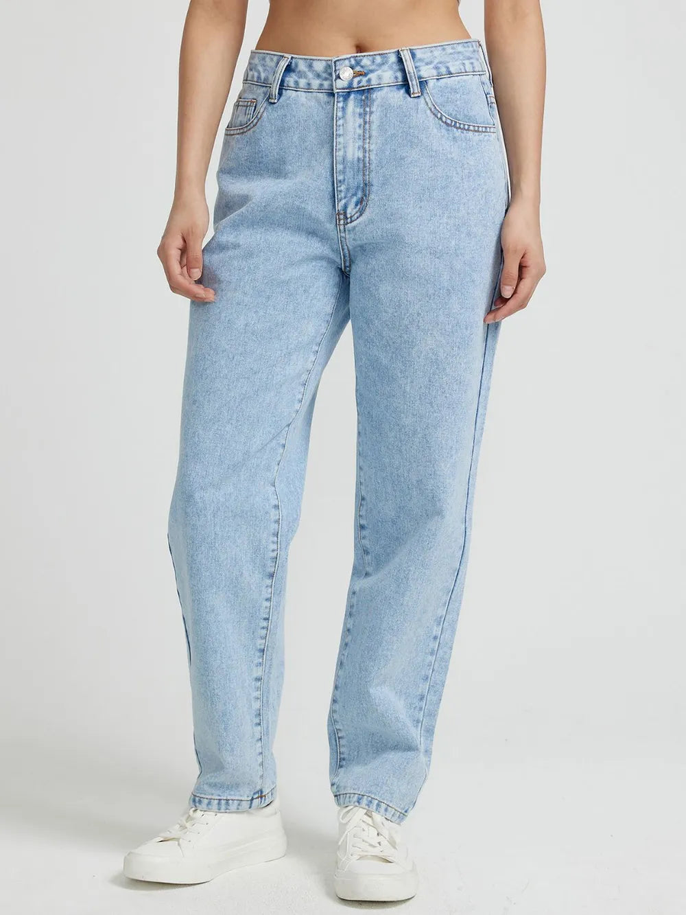 Pocketed Straight Leg Jeans 
