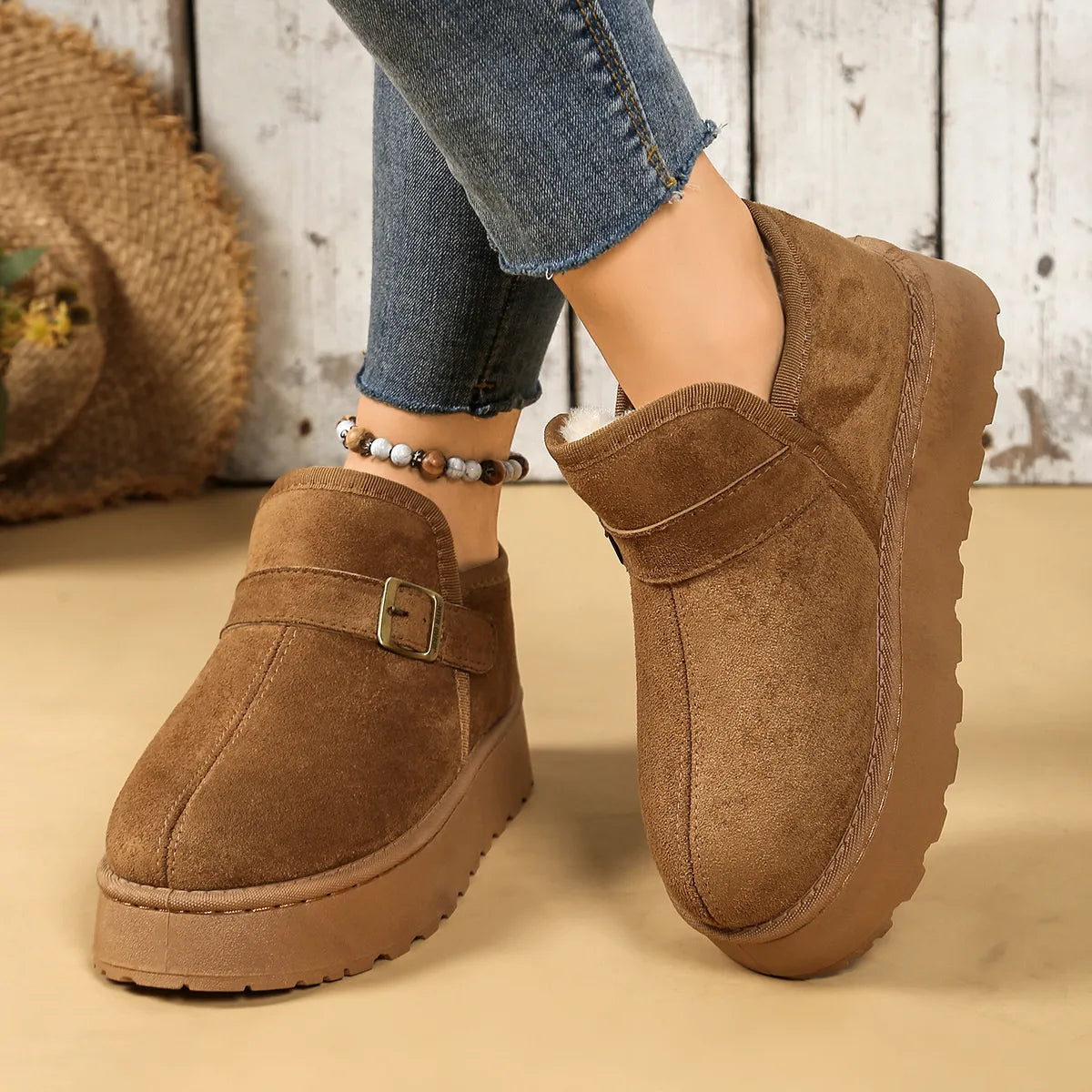 Round Toe Platform Boots 