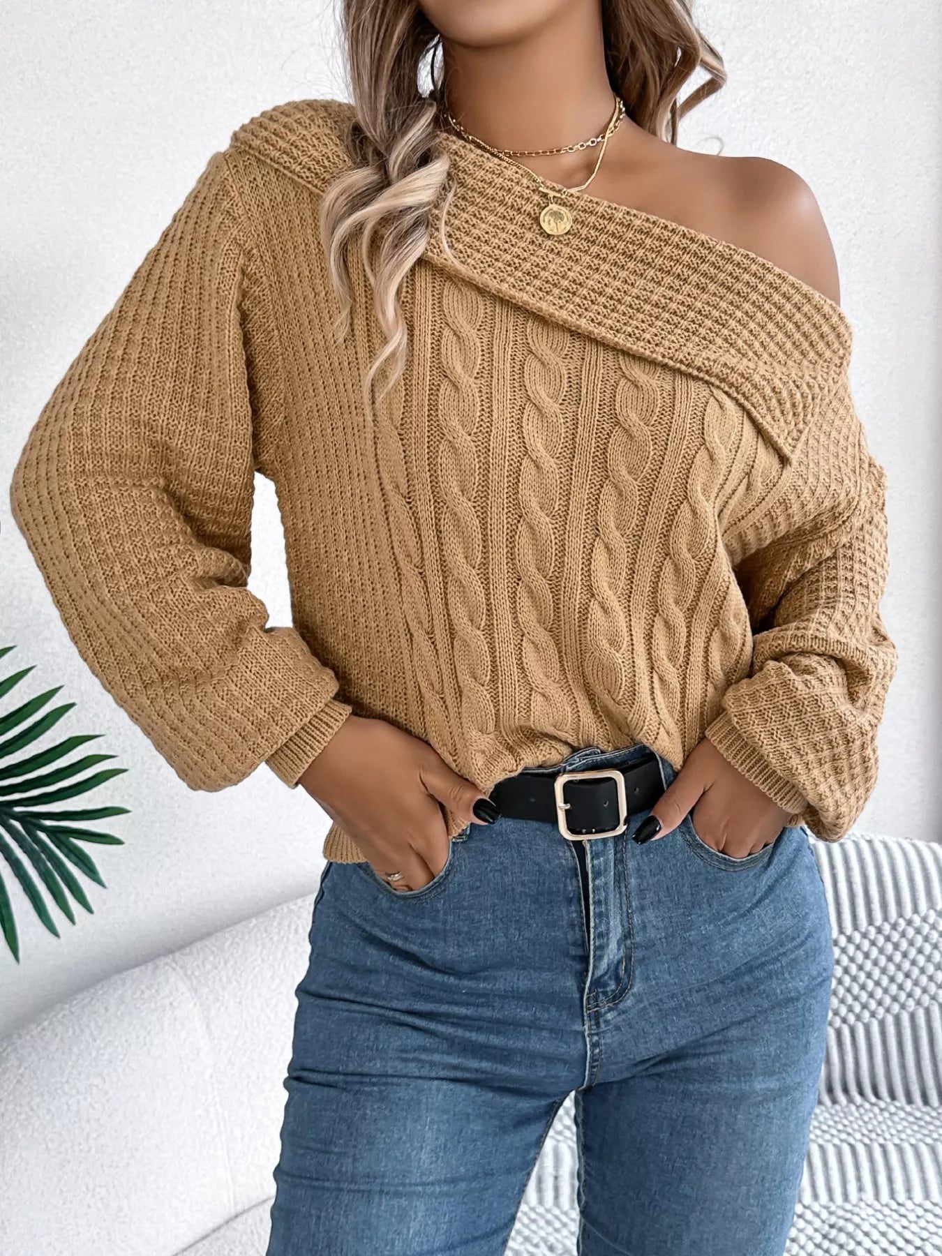Off-Shoulder Cable Knit Sweater 