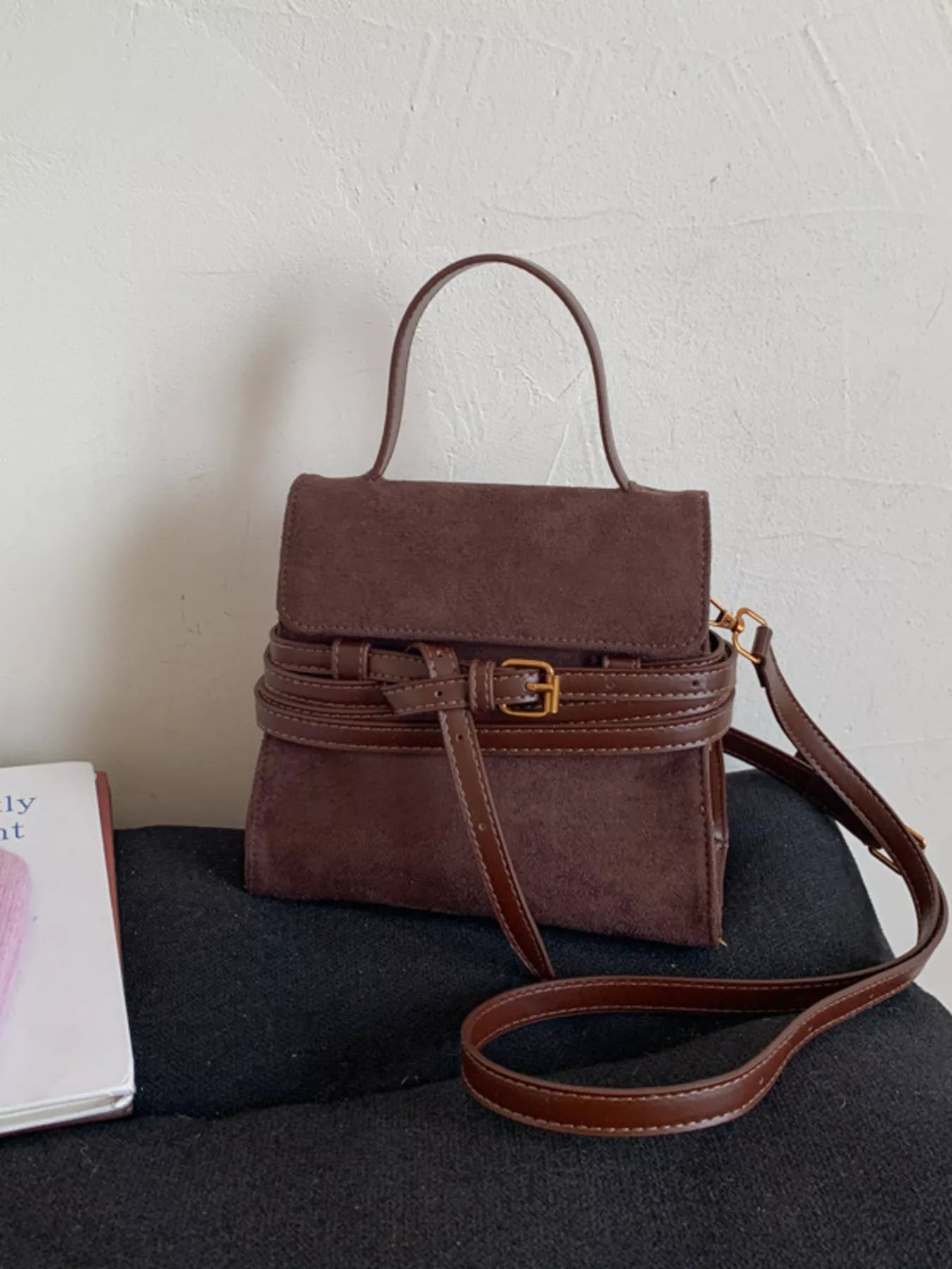 Suede Buckle Decor Crossbody Bag 