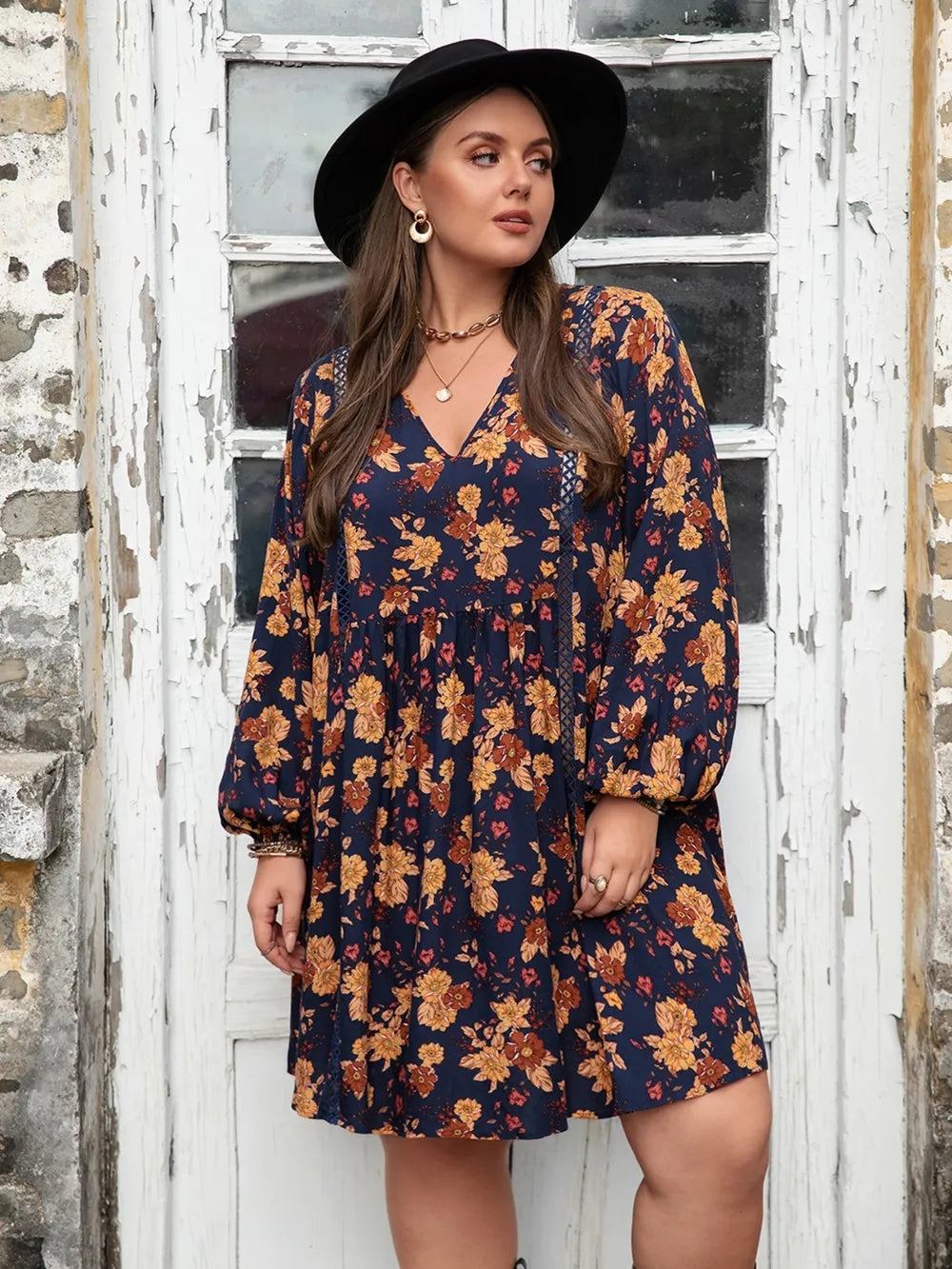 Plus Size Floral V-Neck Balloon Sleeve Dress 