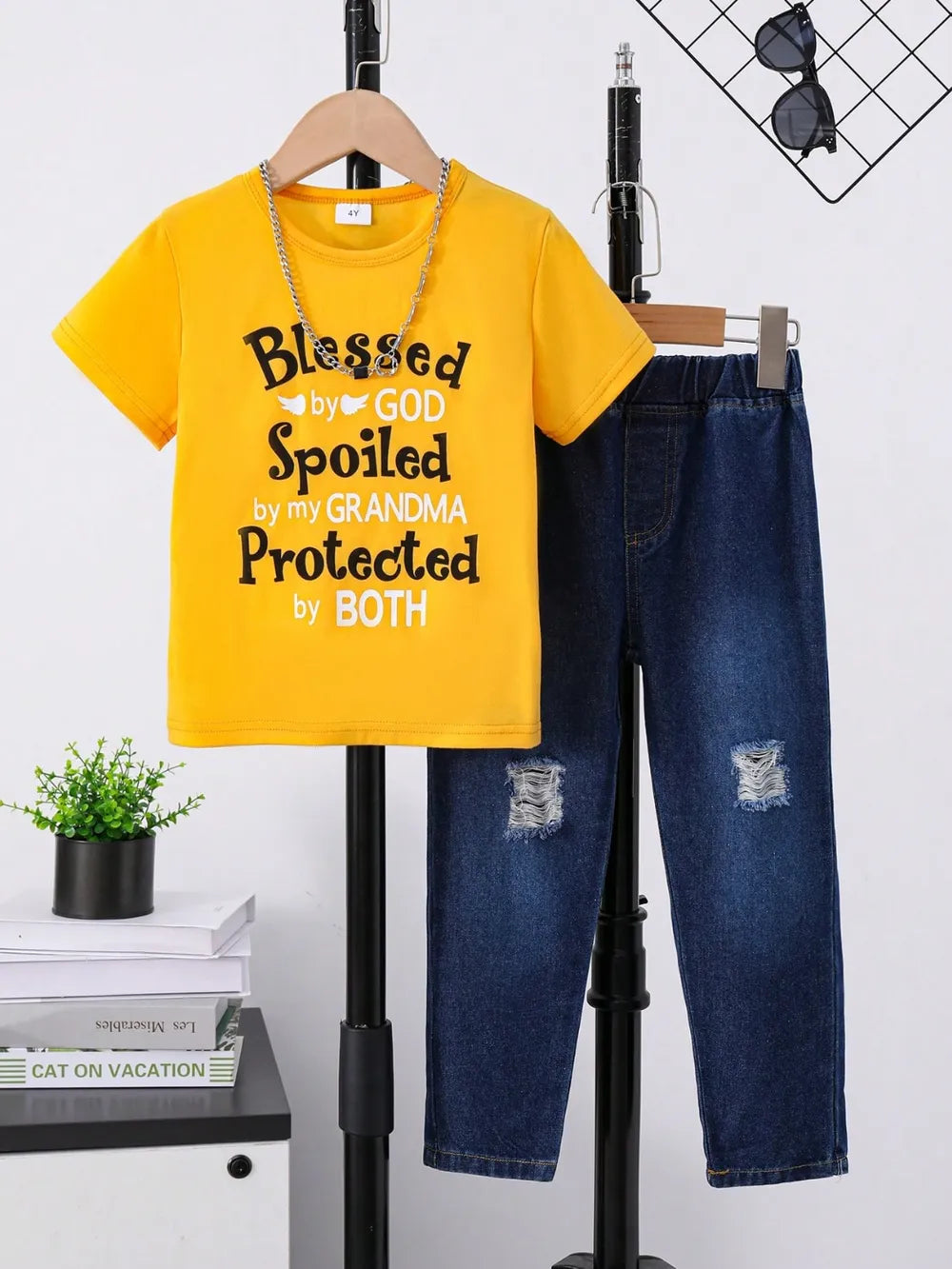 Children's Round Neck Letter Graphic T-Shirt and Distressed Jeans Set 