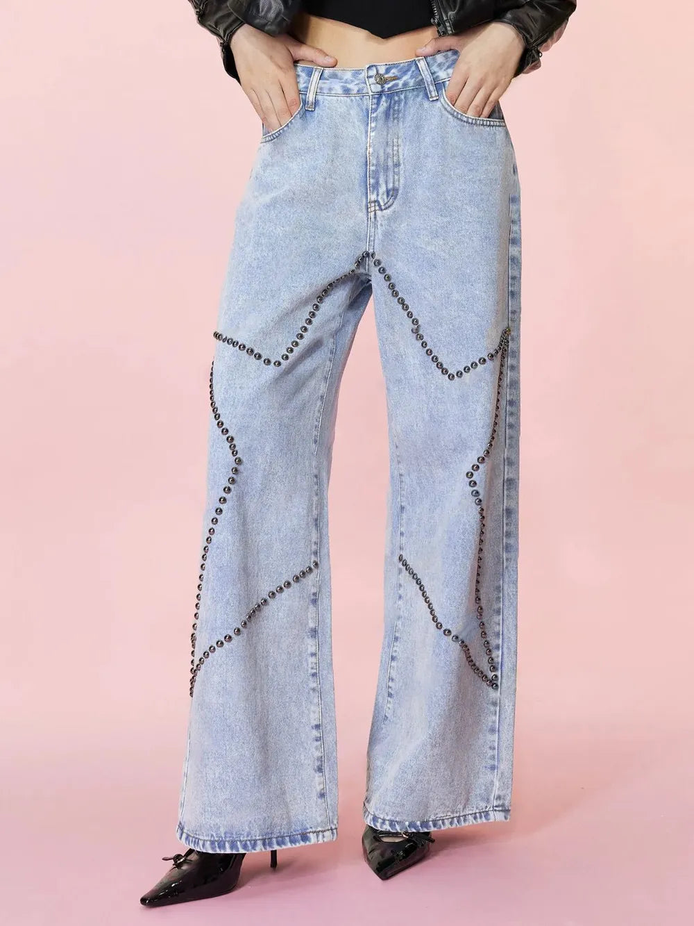 Studded Star Straight Jeans with Pockets 